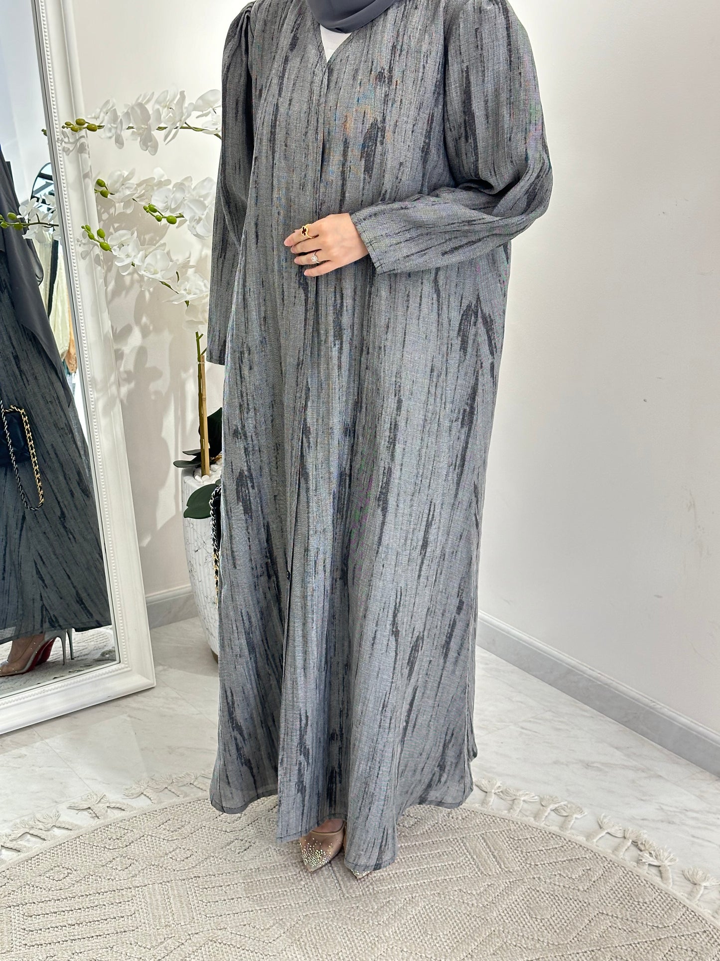 C 0369-02 Grey Printed Abaya