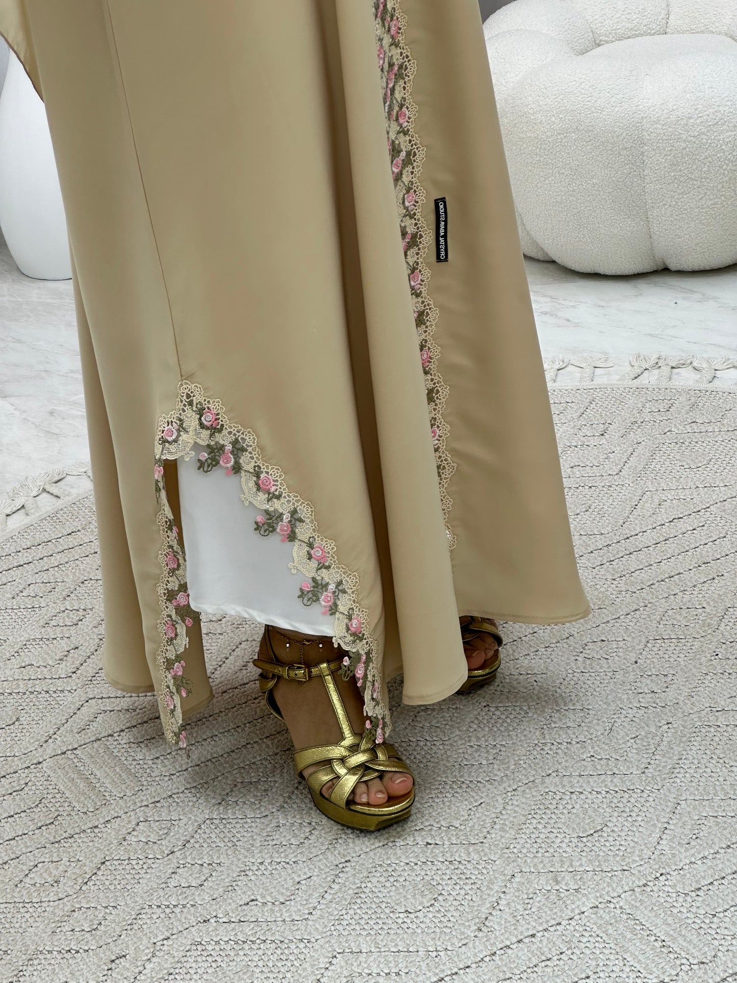 C 0197 Floral Lace Beige Abaya