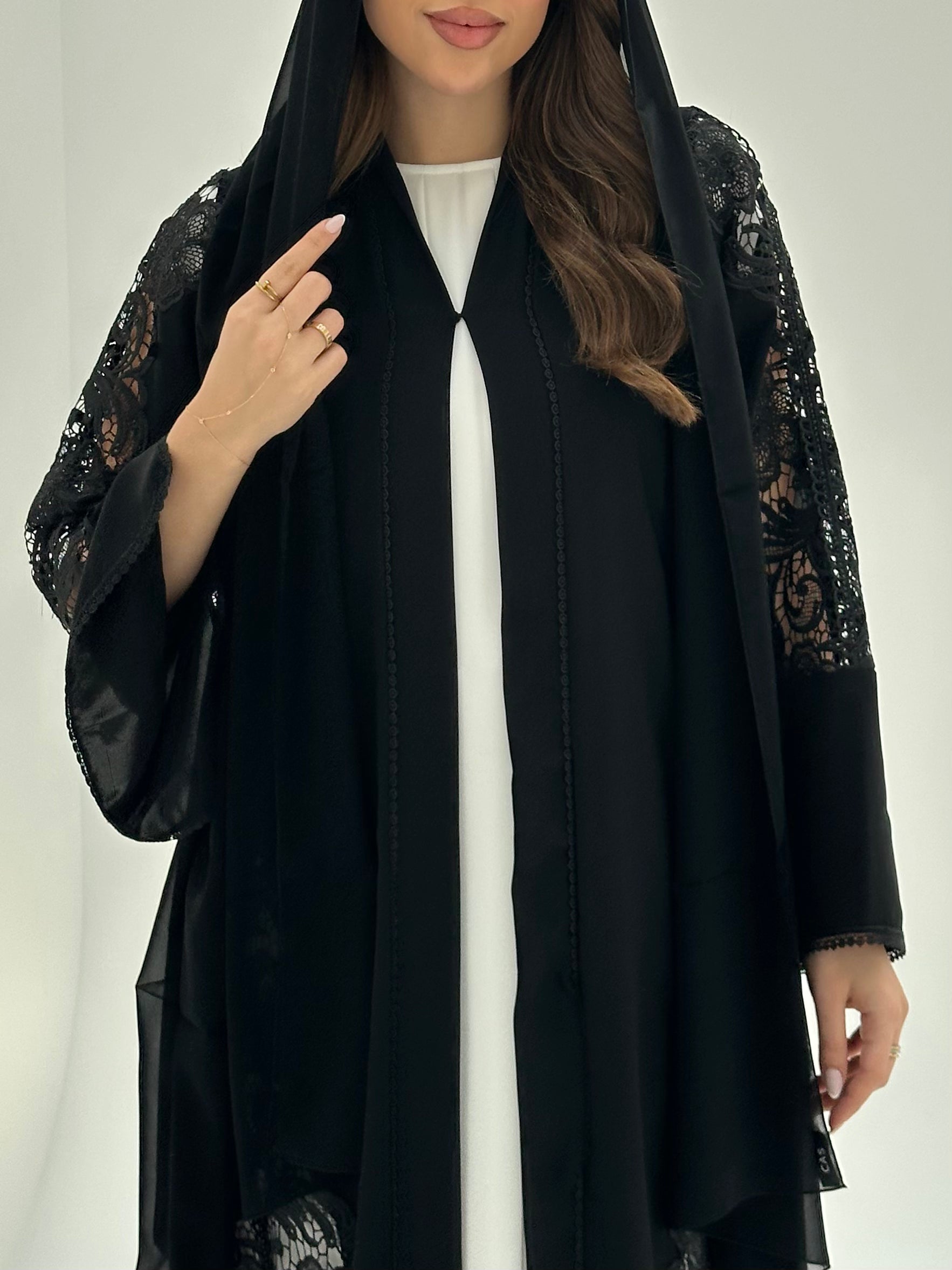 C 1870 Black Lace Abaya