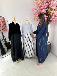 C 1178-03 Silver Printed Abaya - XS / 49