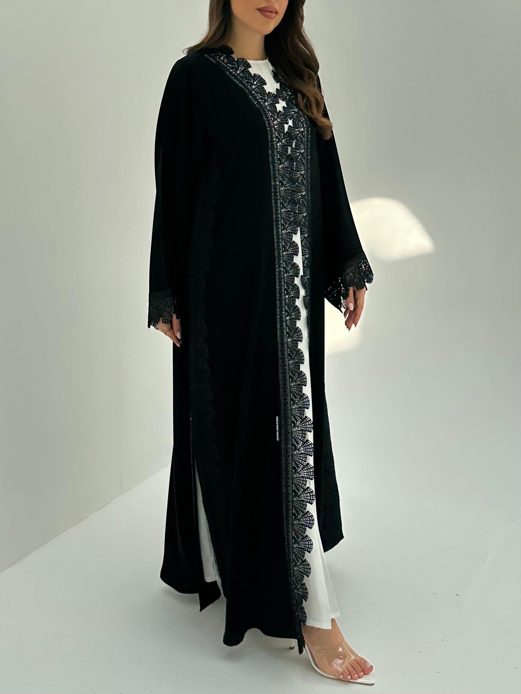 C 1875 Black Lace Abaya