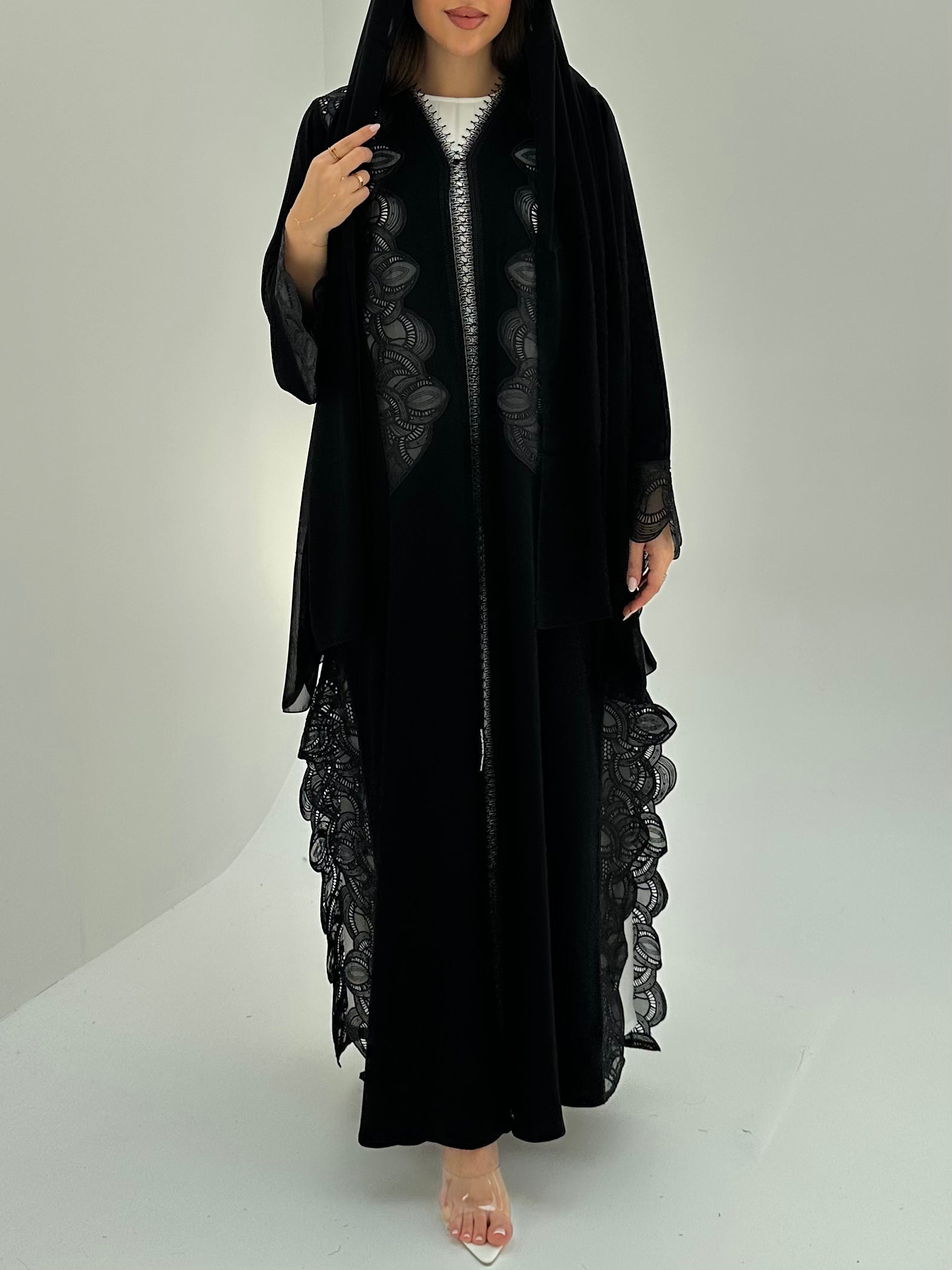 C 1877 Black Lace Abaya