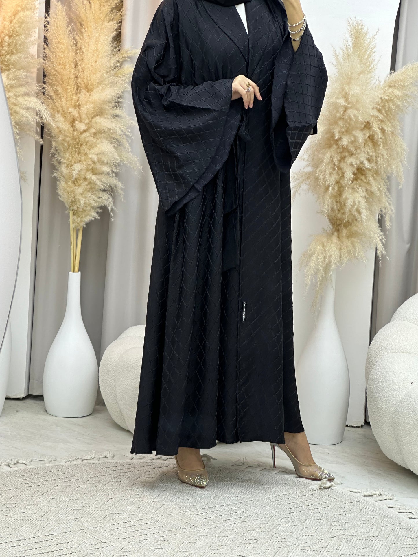 C RTW 0005-02 Black Overlap Silk Abaya