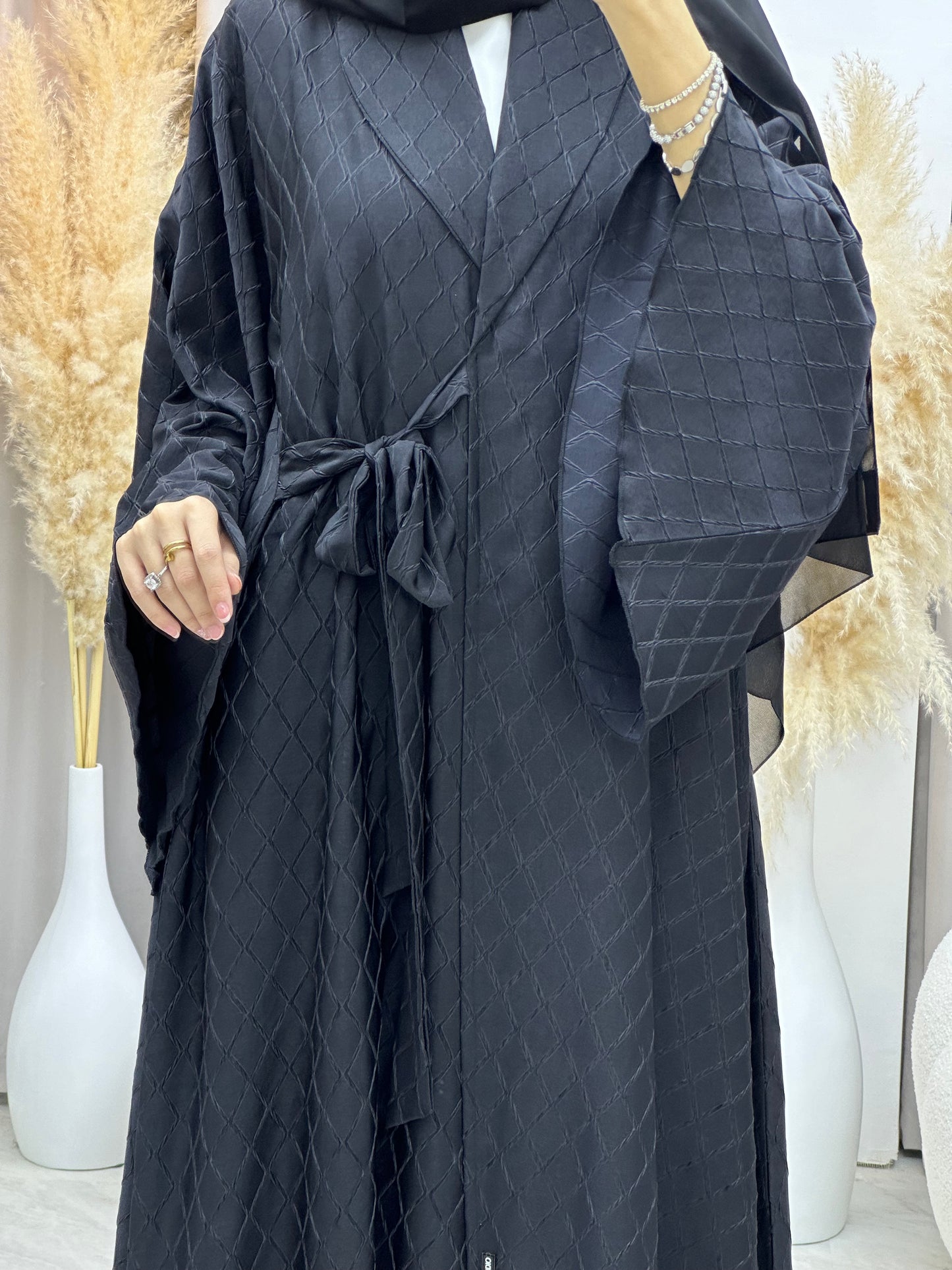 C RTW 0005-02 Black Overlap Silk Abaya