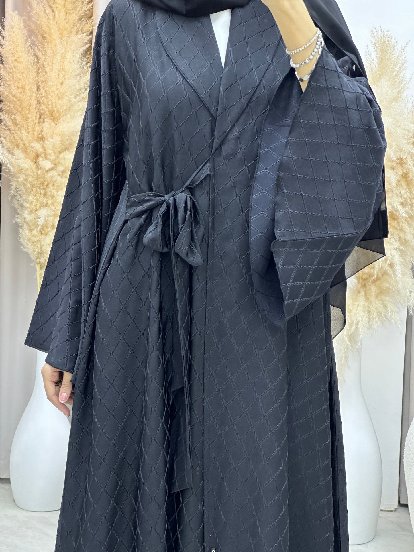 C RTW 0005-02 Black Overlap Silk Abaya