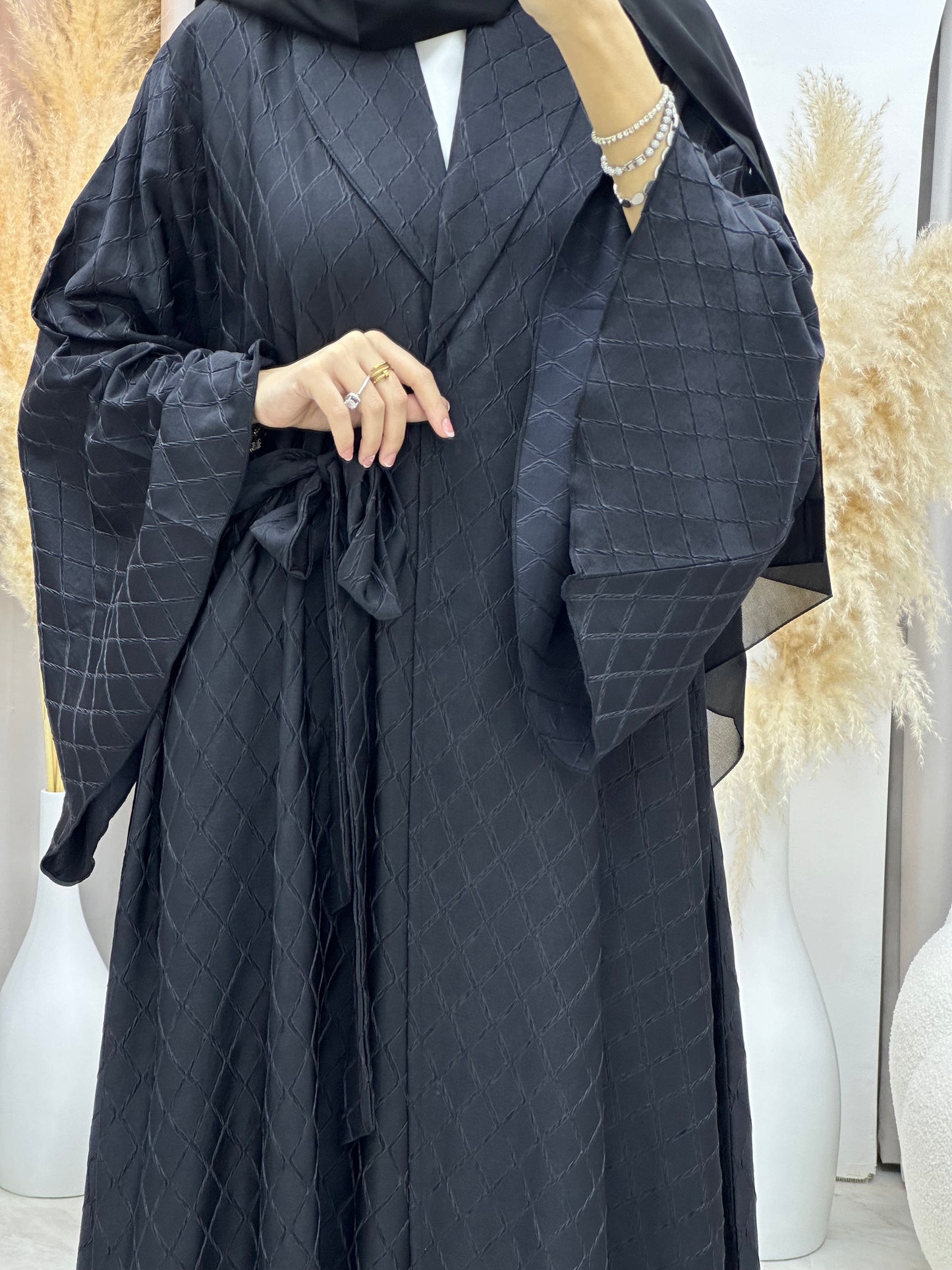 C RTW 0005-02 Black Overlap Silk Abaya