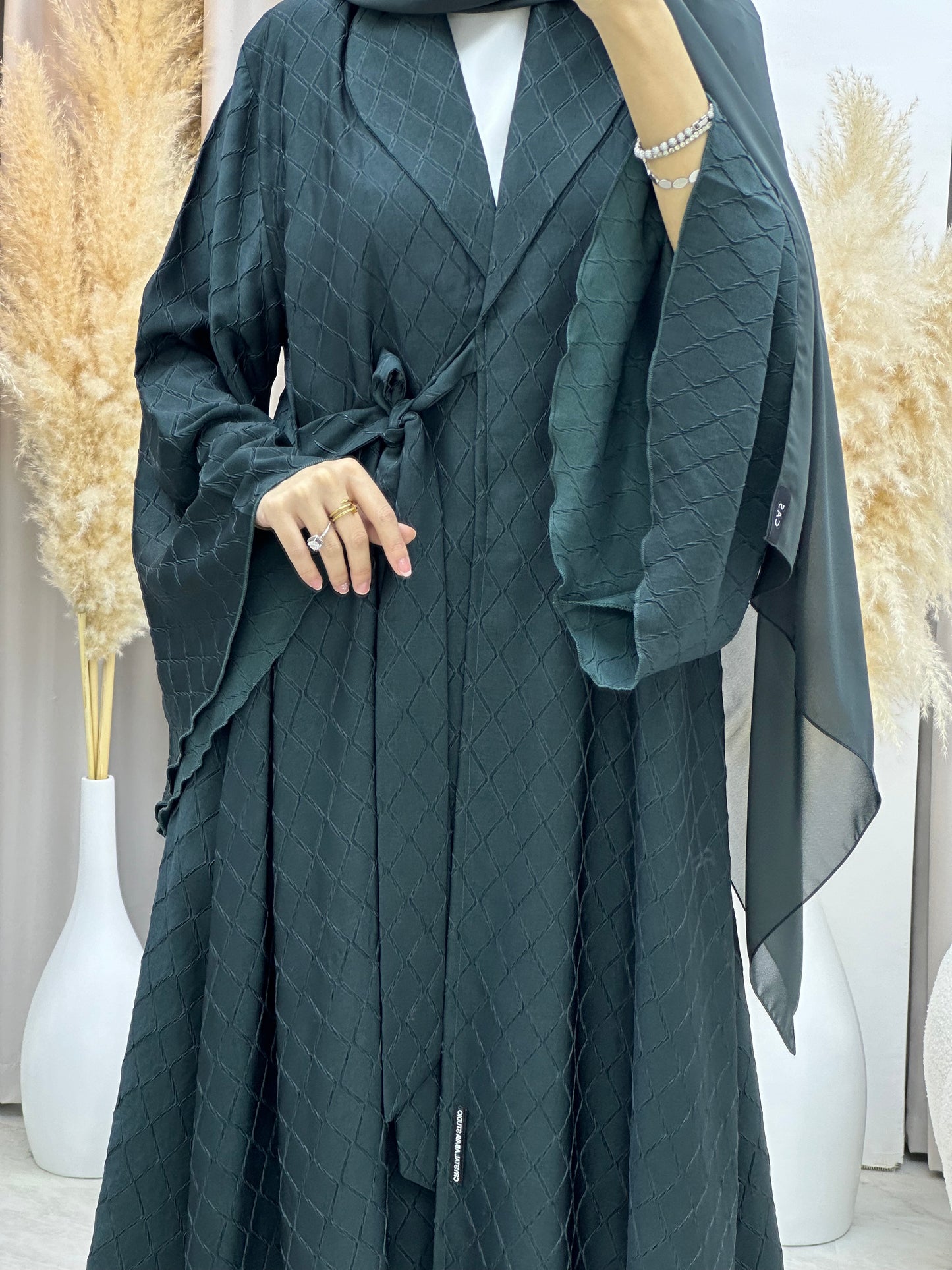 C RTW 0005-06 Green Overlap Silk Abaya