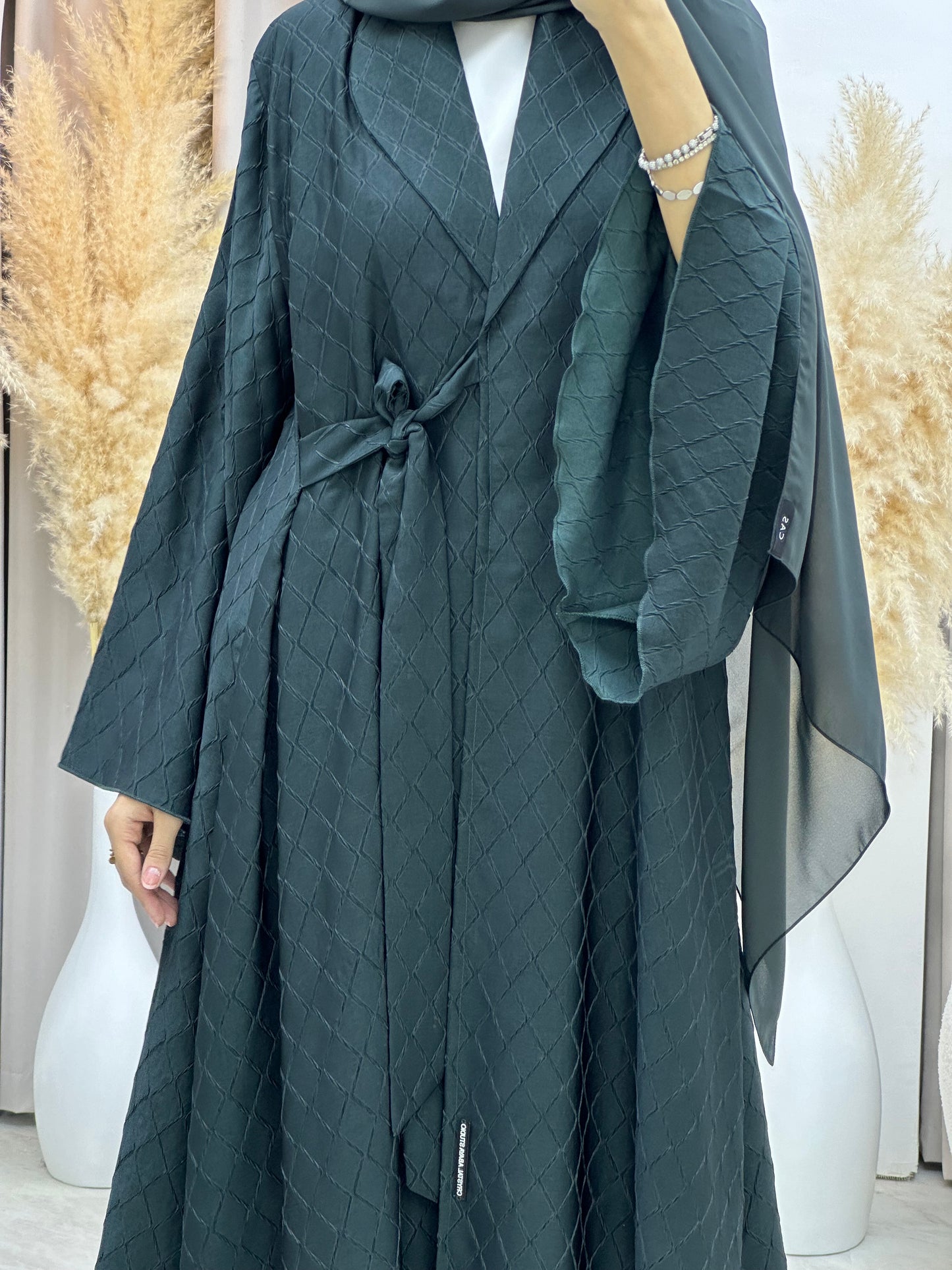 C RTW 0005-06 Green Overlap Silk Abaya