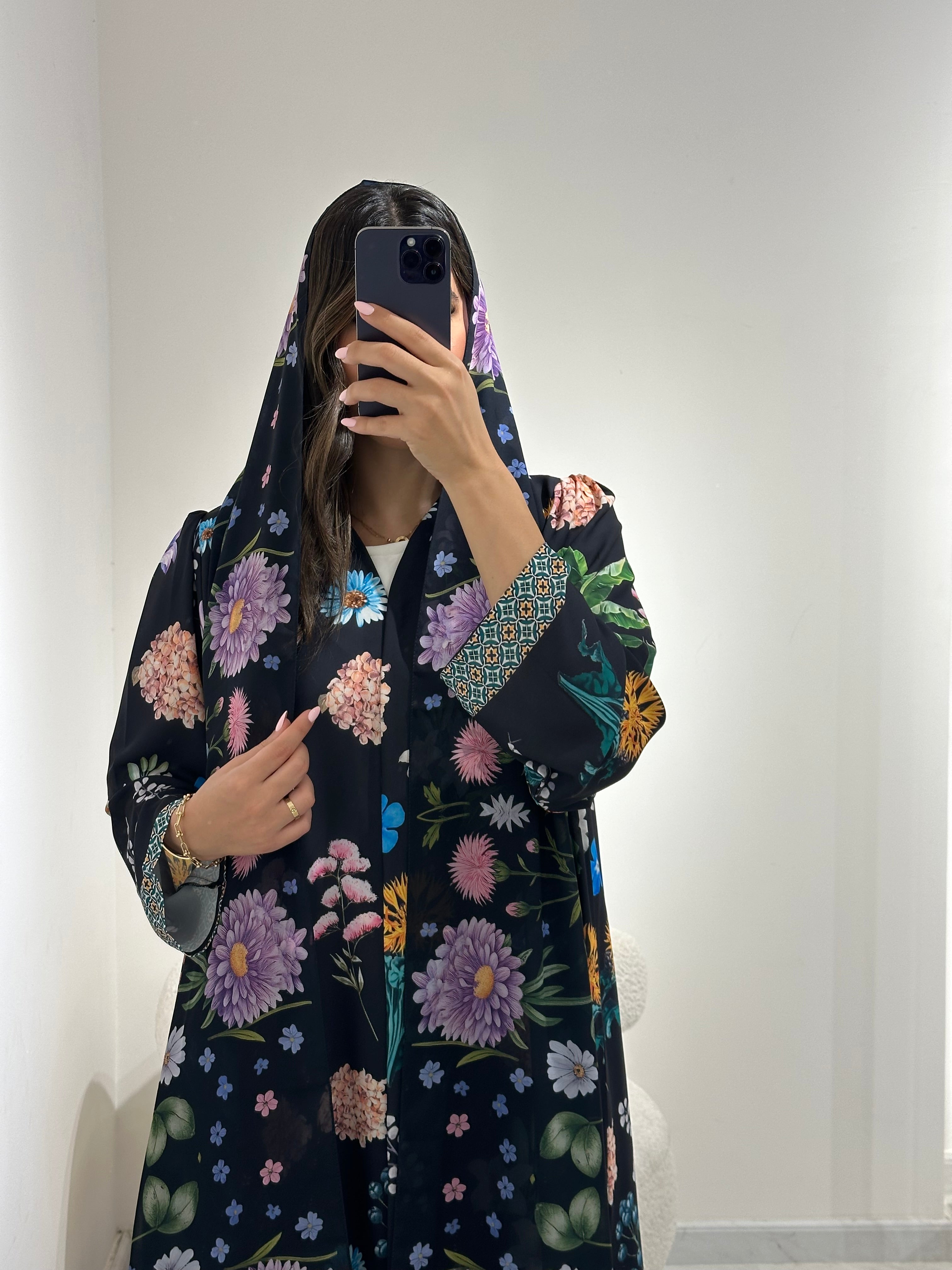 C 1365 Black Floral Printed Abaya