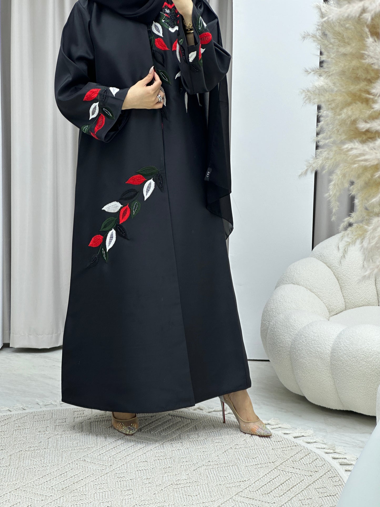C Emirati National Day Abaya Set 02