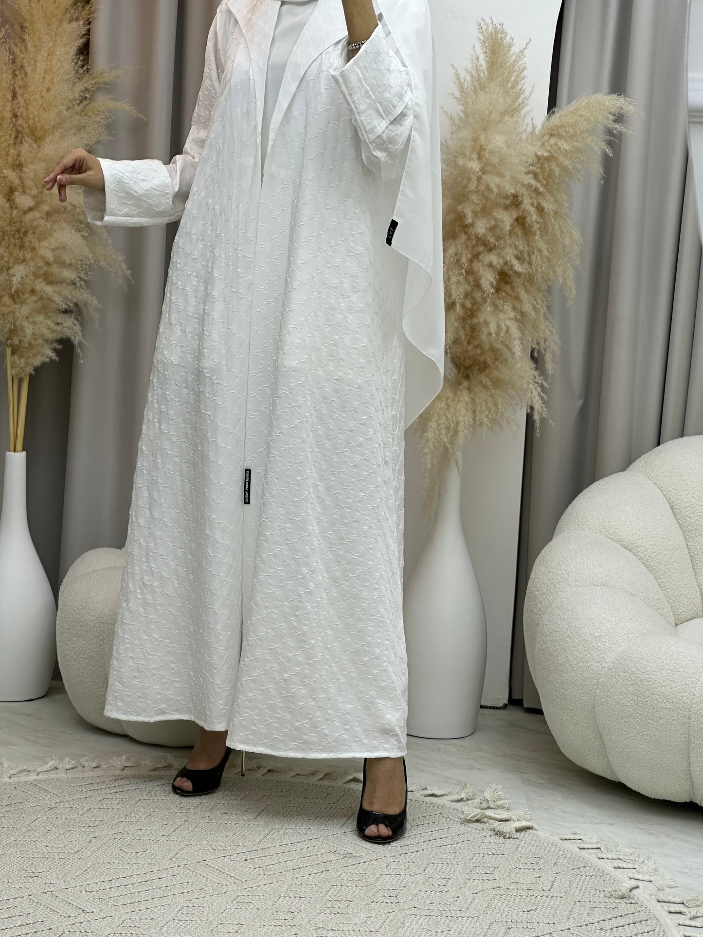 C 0007-06 White Coat Silk Eid Abaya 02