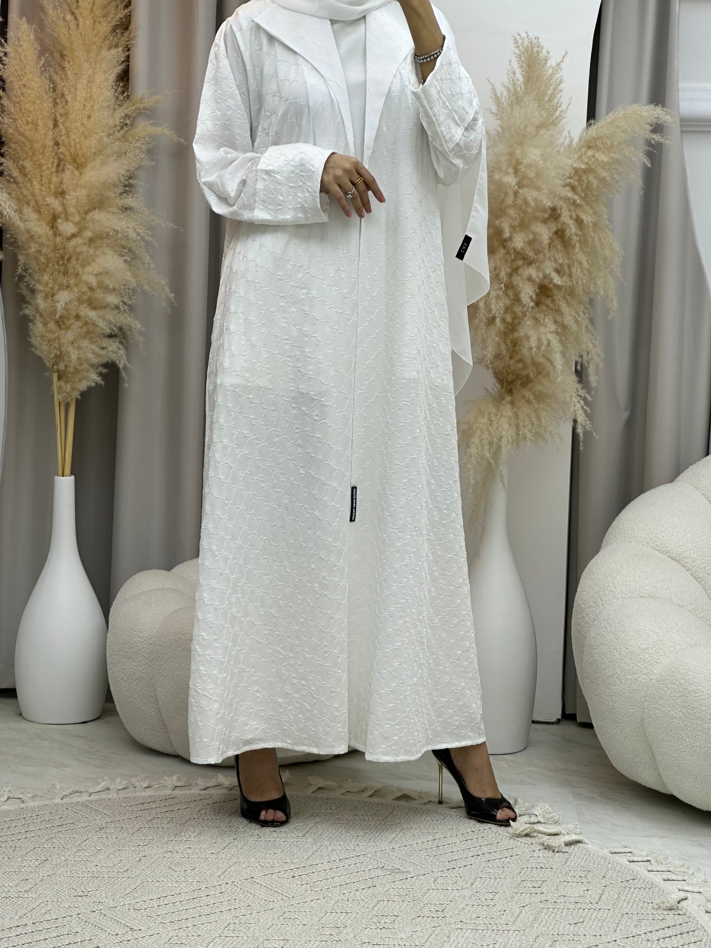 C 0007-06 White Coat Silk Eid Abaya 02