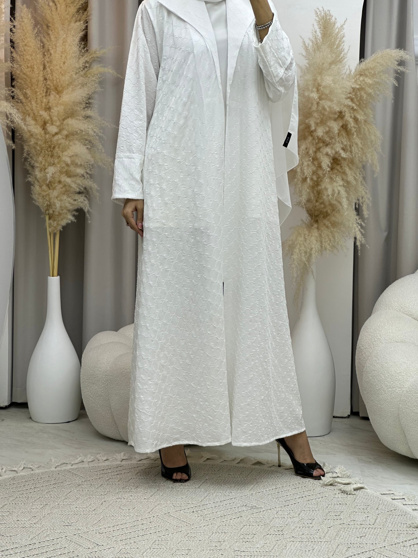 C 0007-06 White Coat Silk Eid Abaya 02