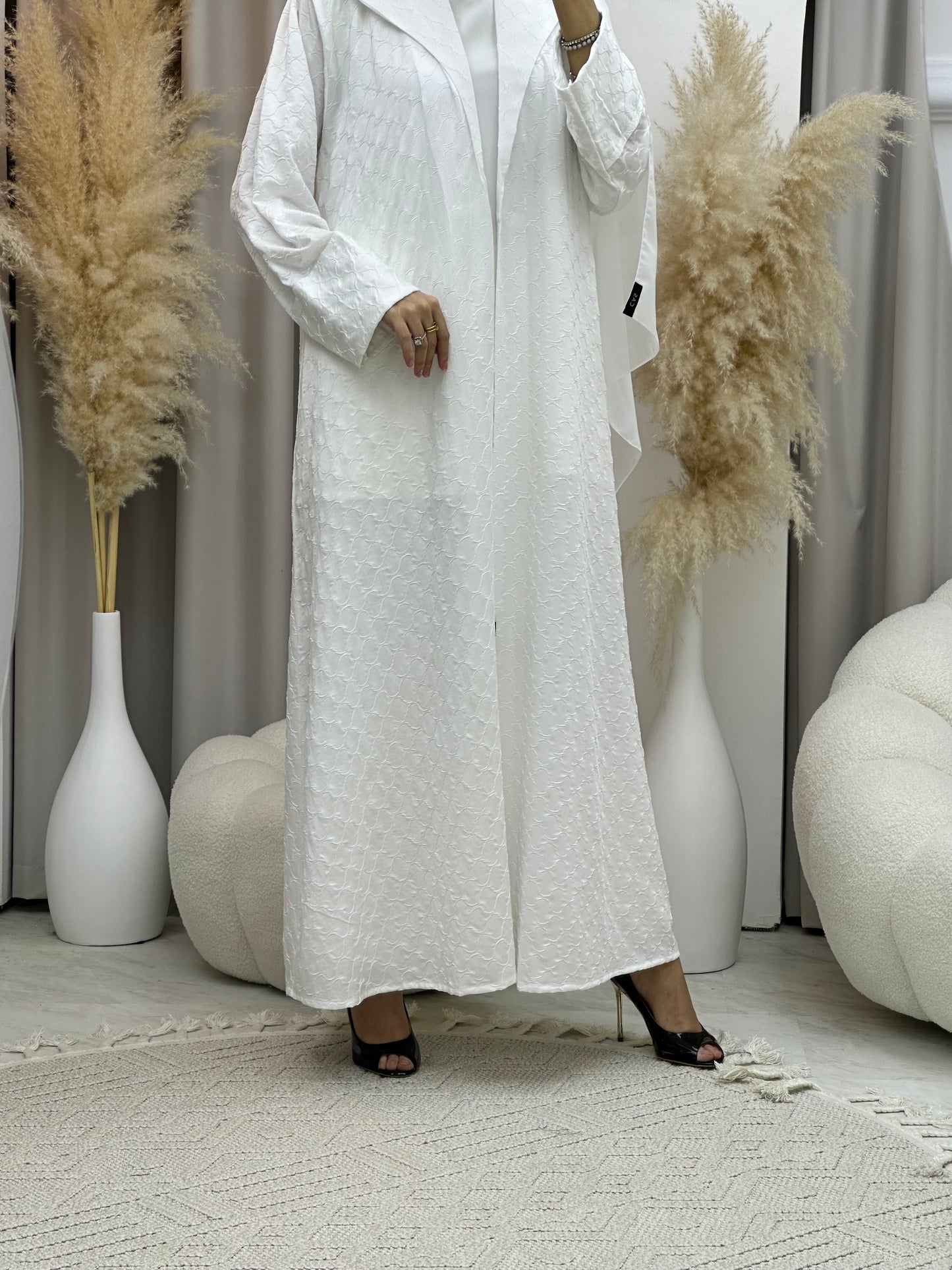 C 0007-06 White Coat Silk Eid Abaya 02