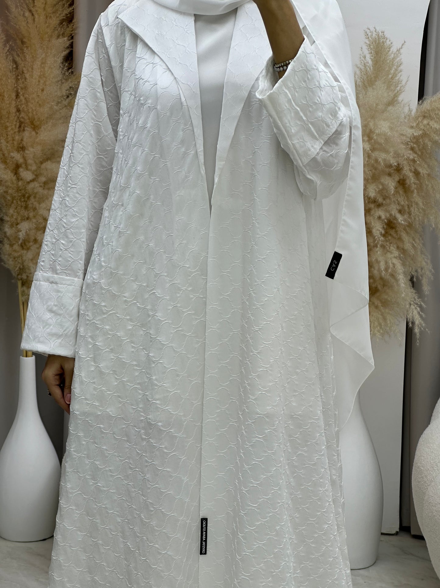 C 0007-06 White Coat Silk Eid Abaya 02