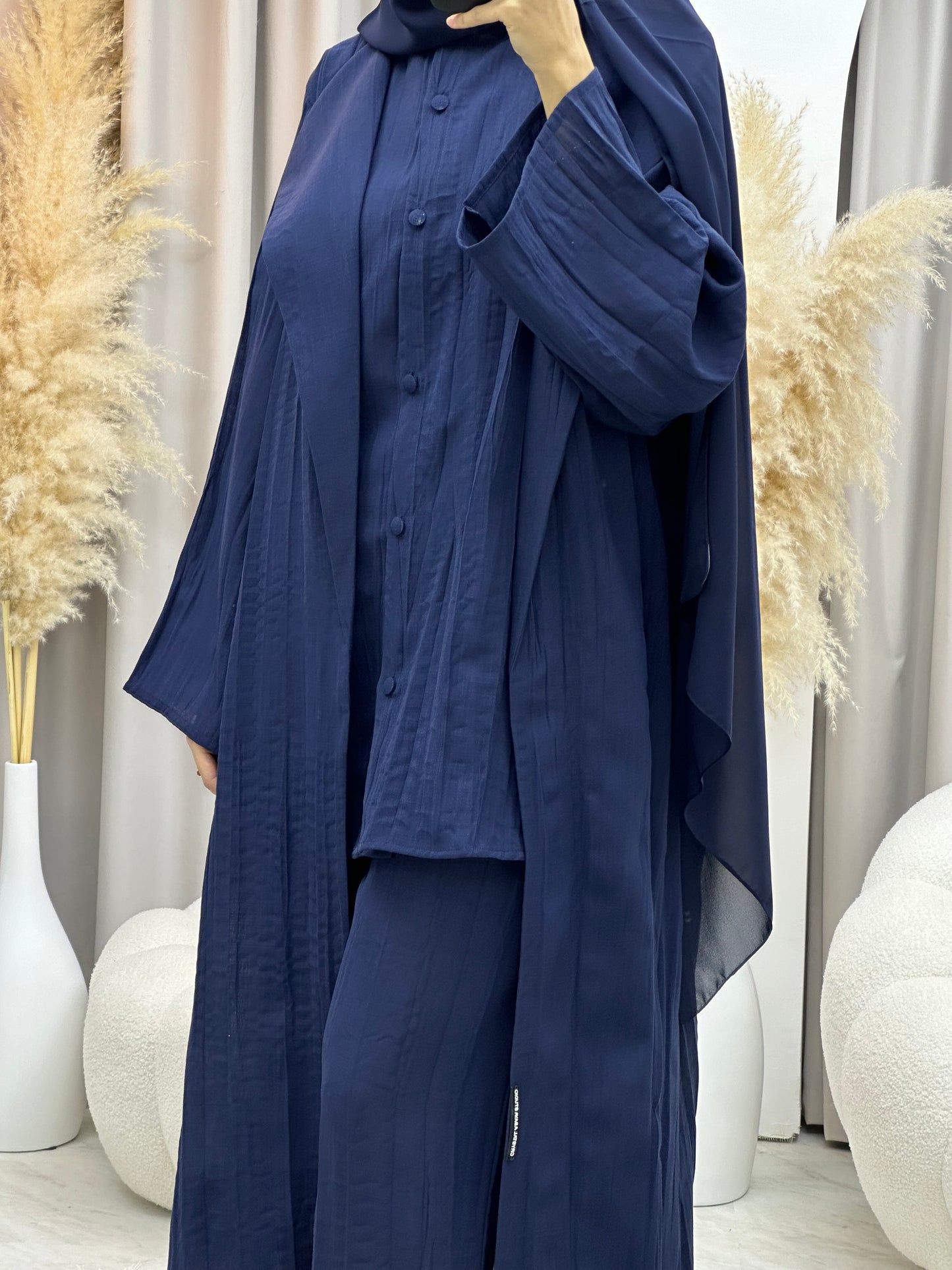 C 0008-01 Blue Summer Pleated Linen Travel Set