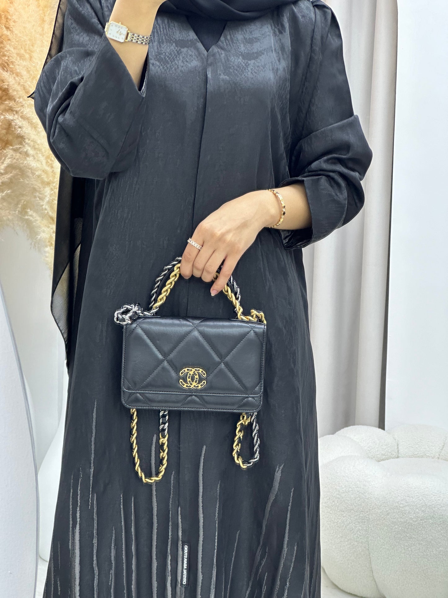 C RTW 0218-01 Light Grey Kloosh Abaya