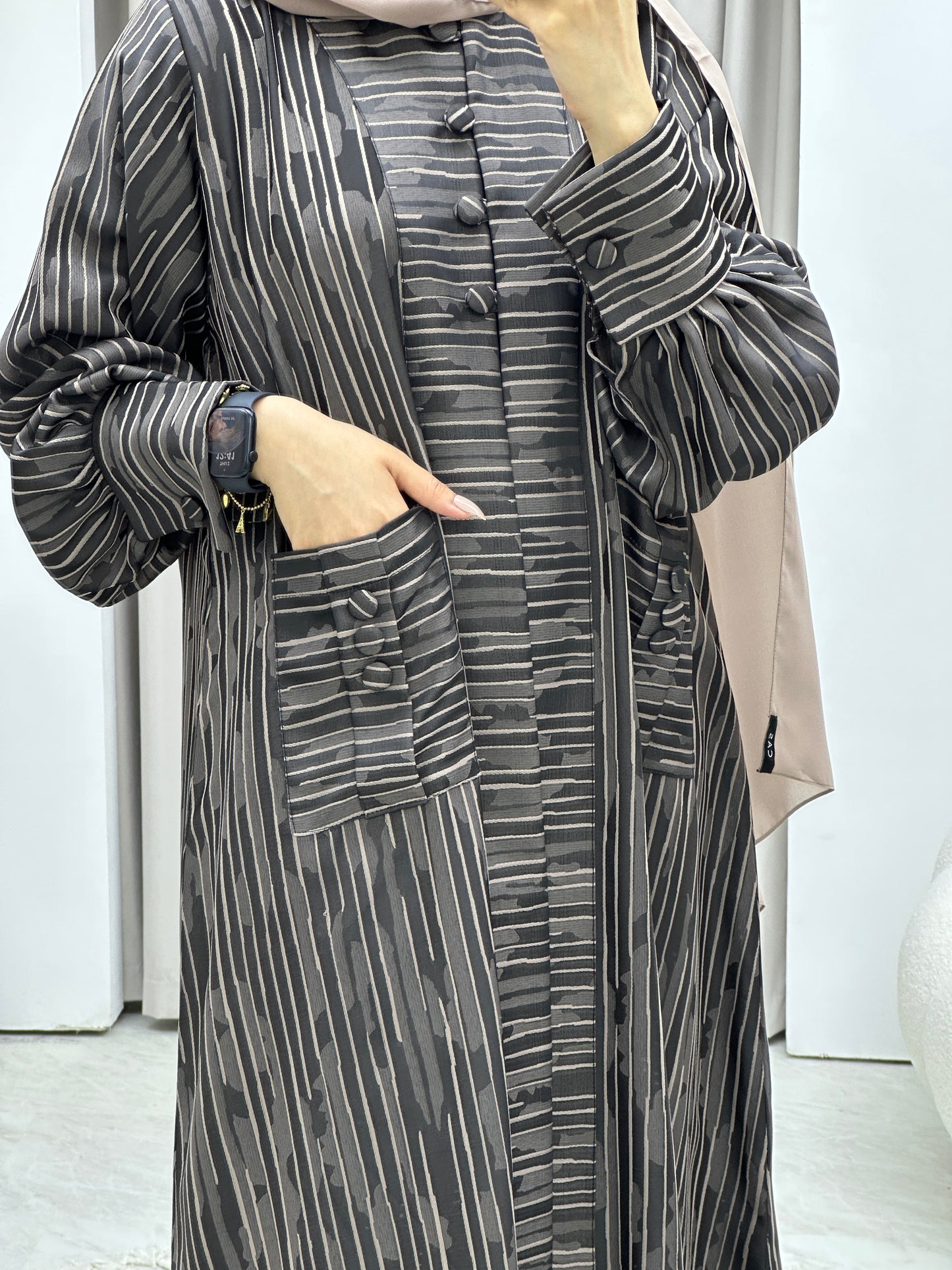 C Stripe Print Beige Abaya