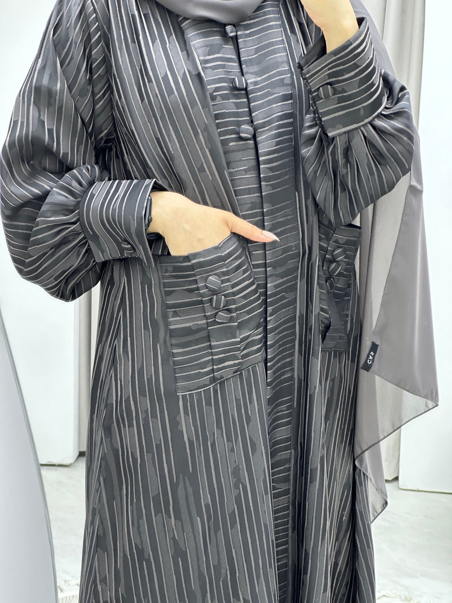 C RTW Stripe Print Grey Abaya