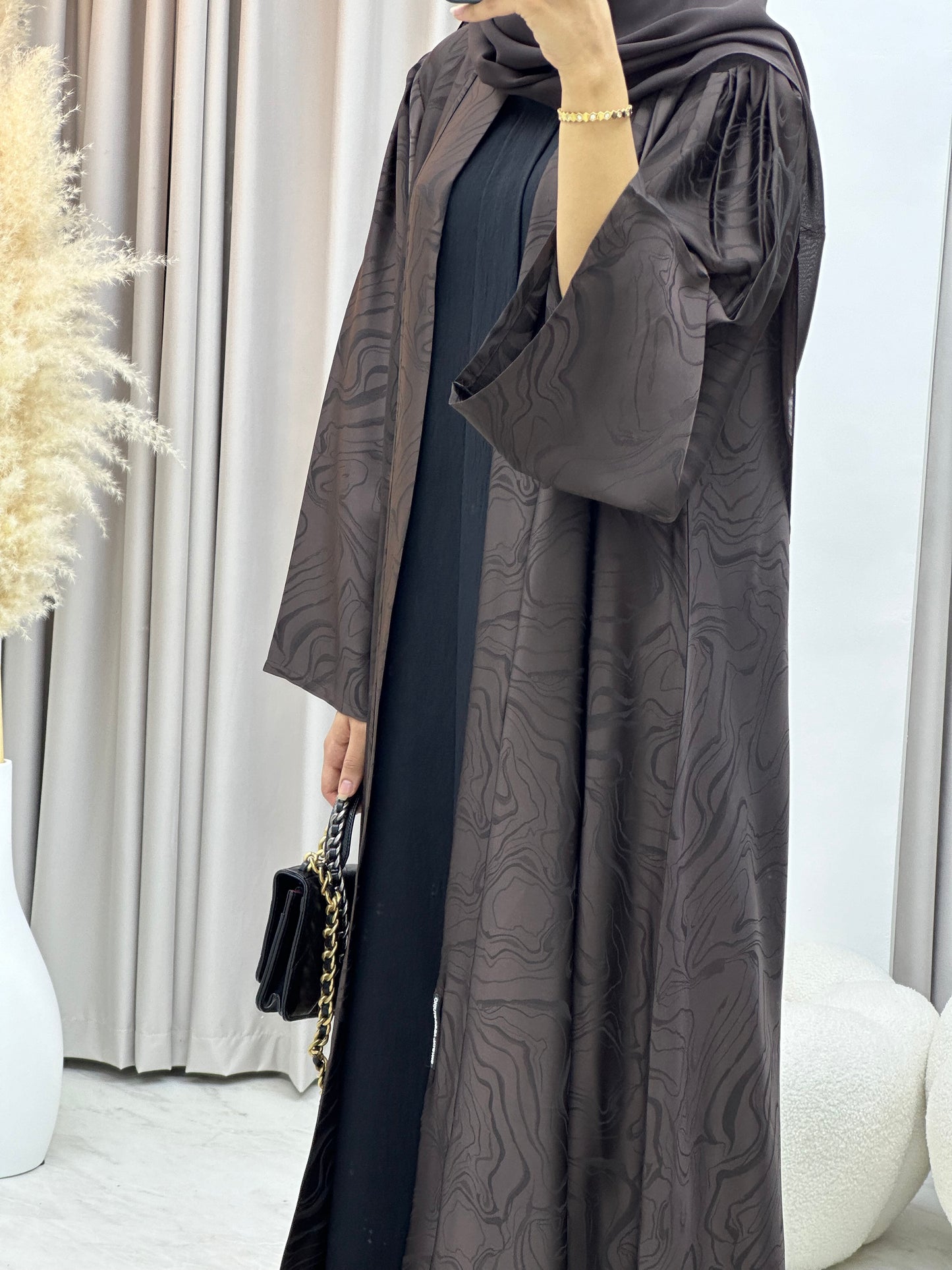 C RTW 0219-02 Brown Curves Abaya