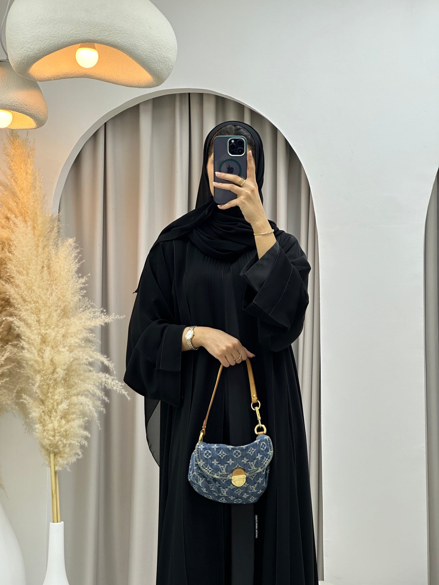 C 0225-01 Black Abaya