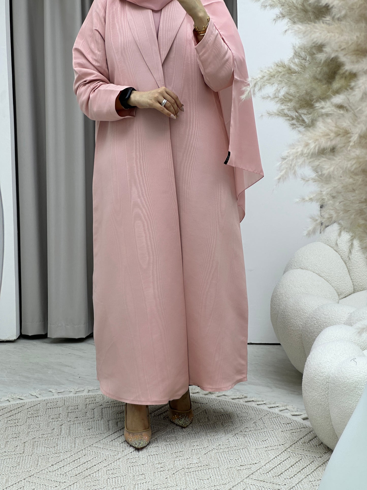 C Premium Jacquard Pink Winter Coat Abaya Set