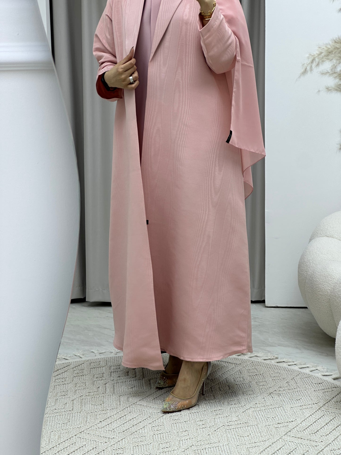 C Premium Jacquard Pink Winter Coat Abaya Set