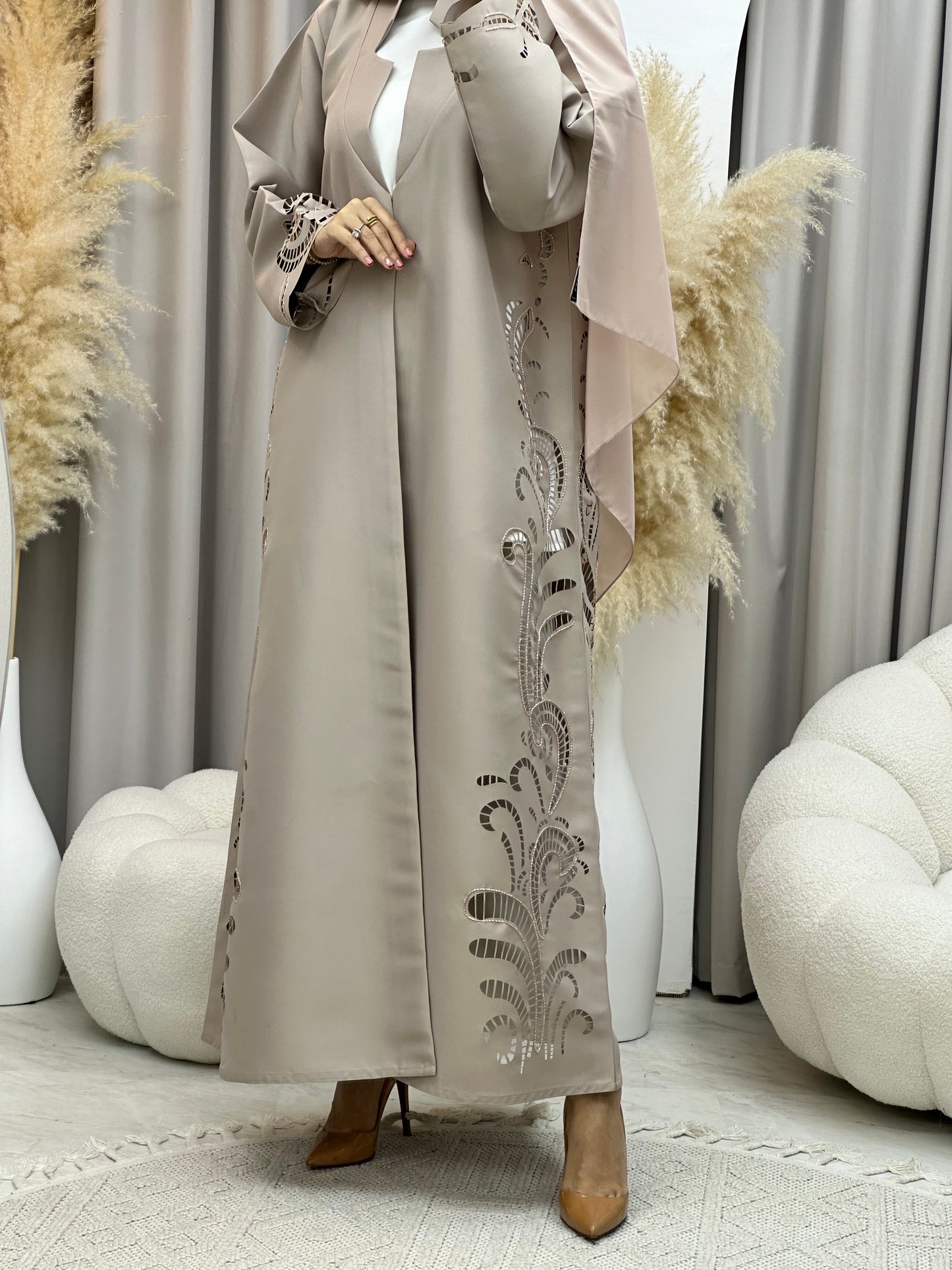 C RTW 0019 Beige Lasercut Eid Abaya