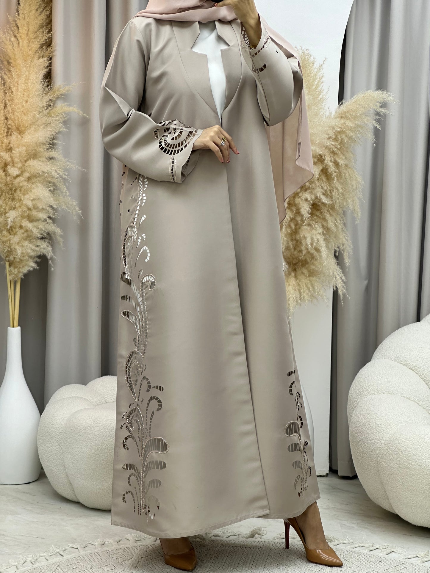 C RTW 0019 Beige Lasercut Eid Abaya