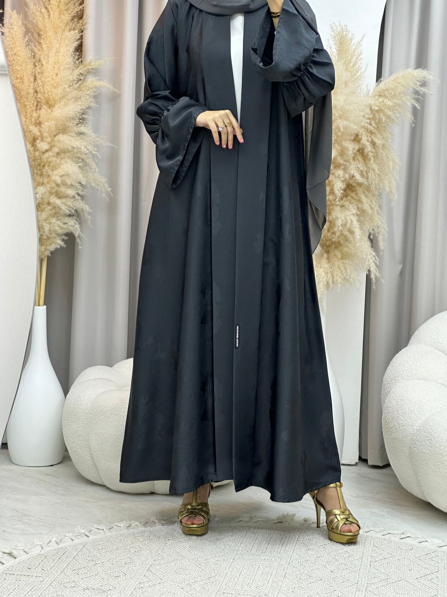 C 0020-01 Grey Floral Eid Abaya