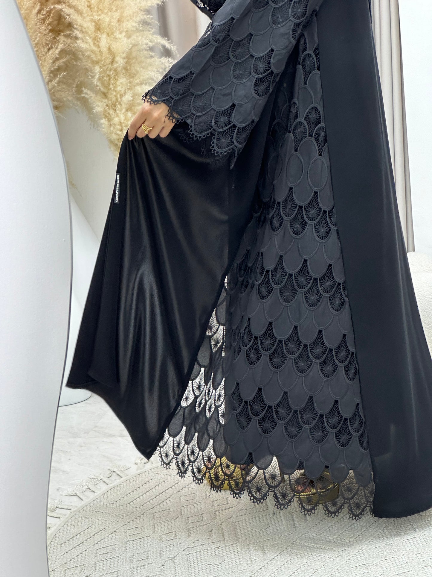 C 0223-01 Black Lace Abaya