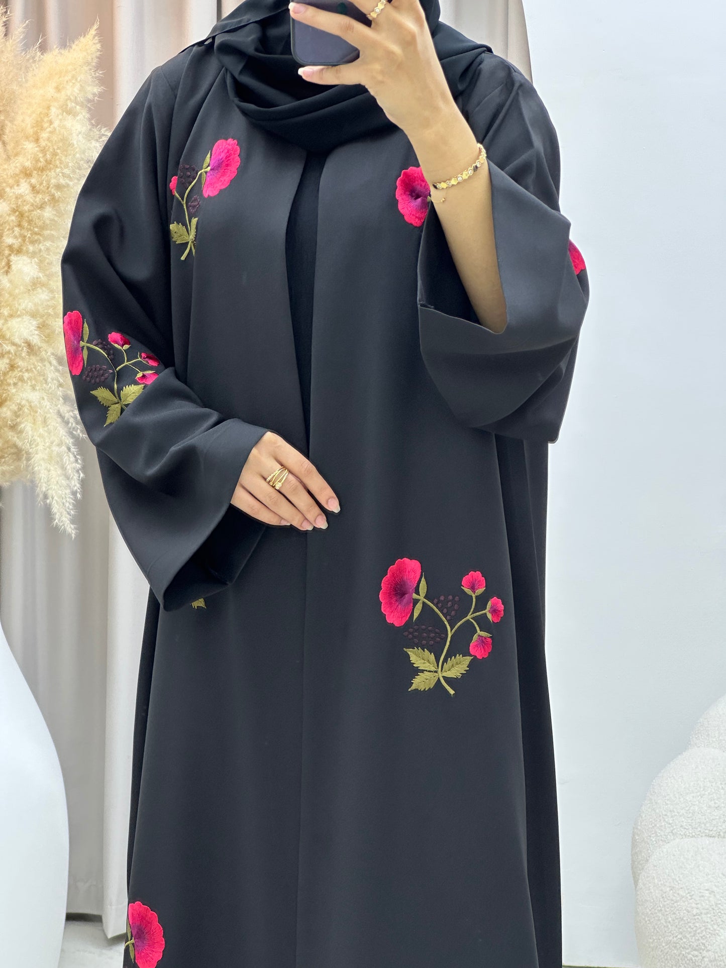 C 0434 Black Pink Floral Abaya