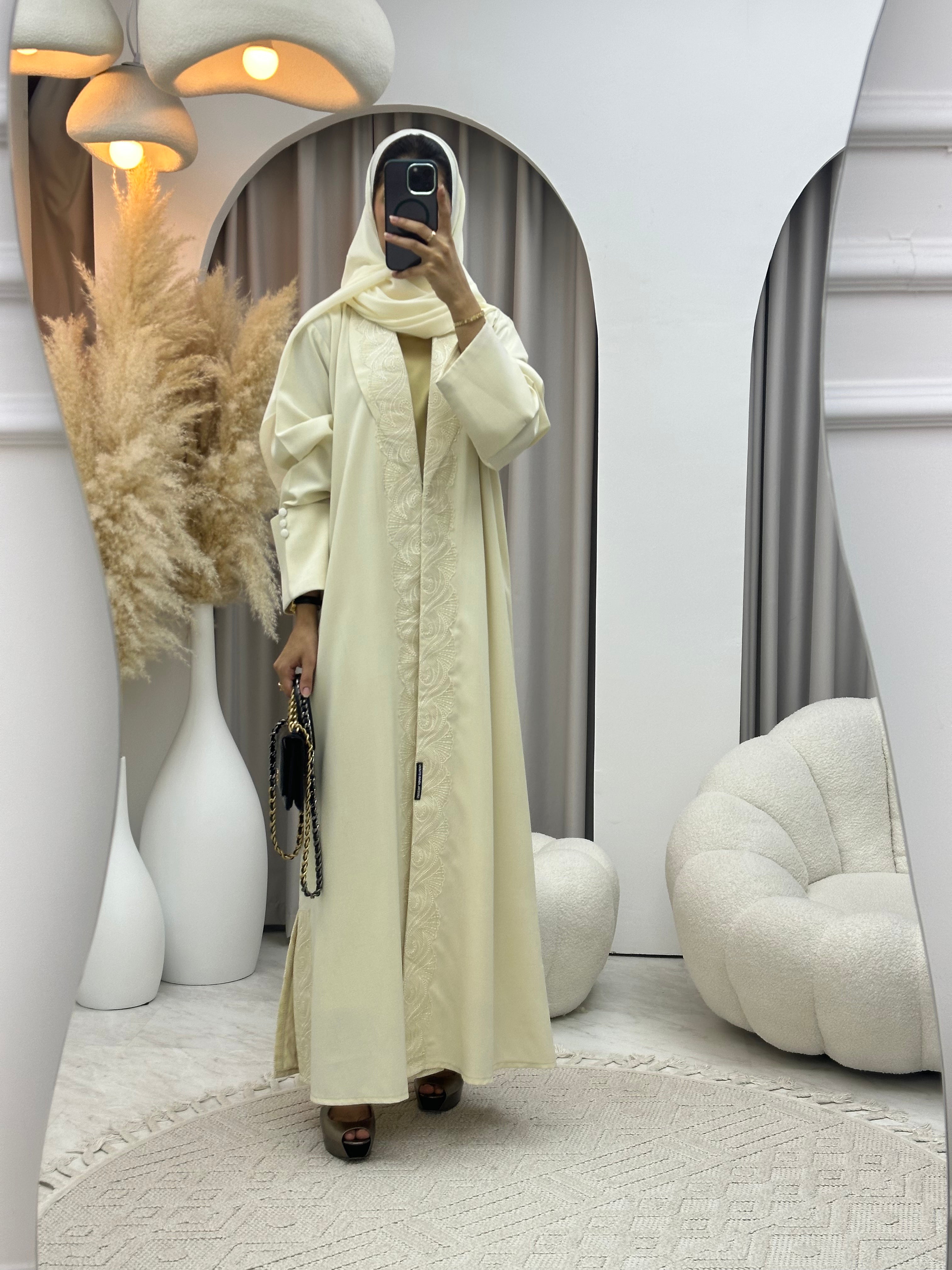 C RTW 0437 Beige Embroidery Coat Abaya