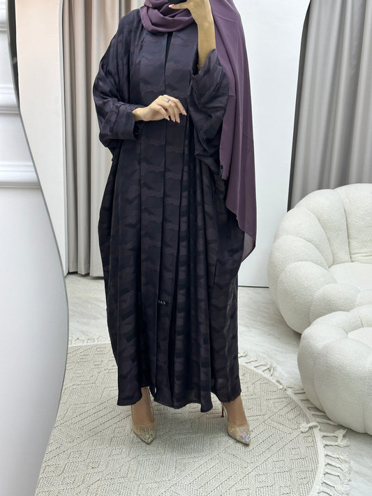 C Triangle Geometric Purple Bisht Abaya