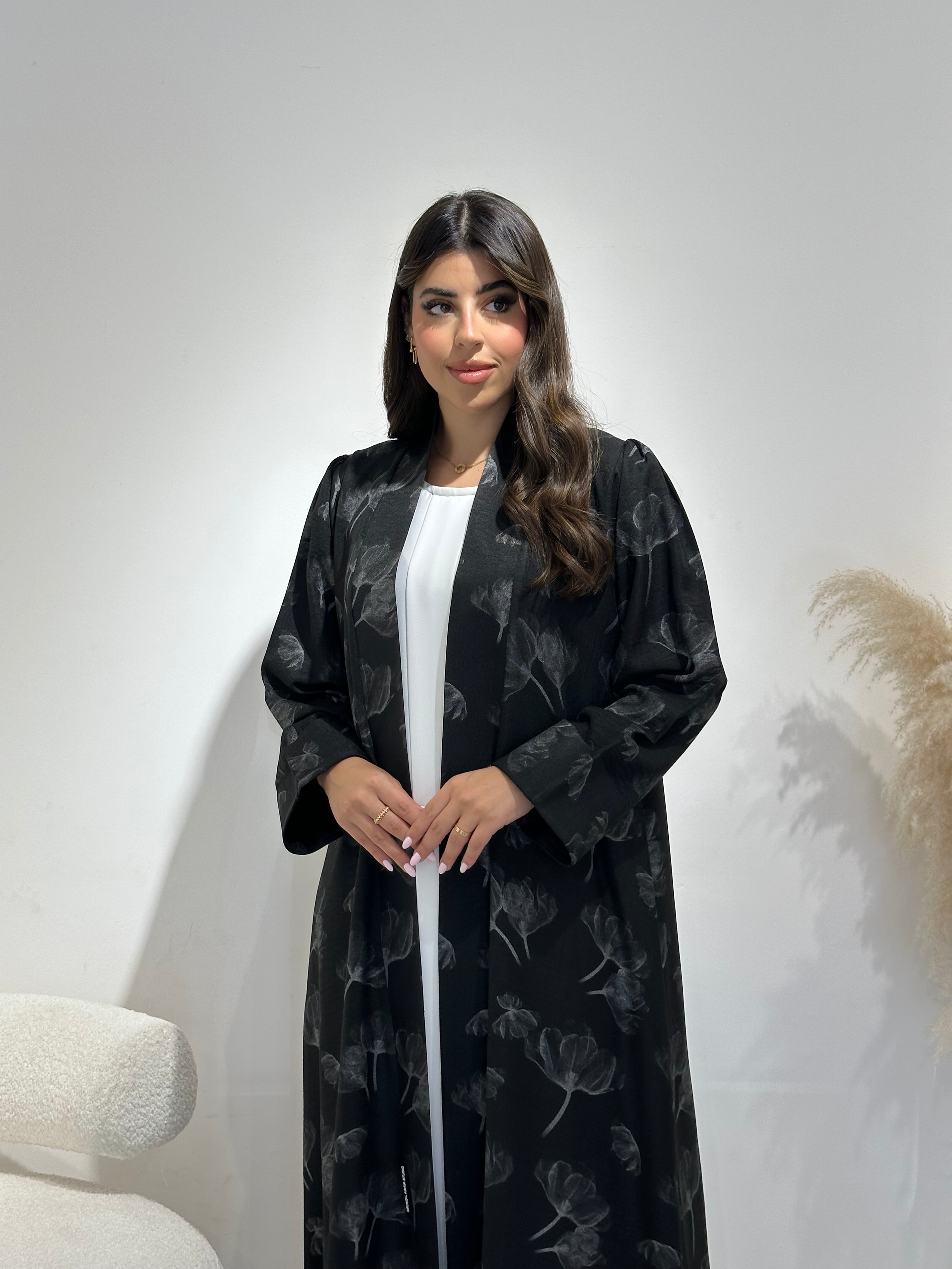 C 1413-01 Black Floral Printed Abaya