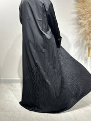 عباية مطبوعة باللون الأسود موديل C 1610