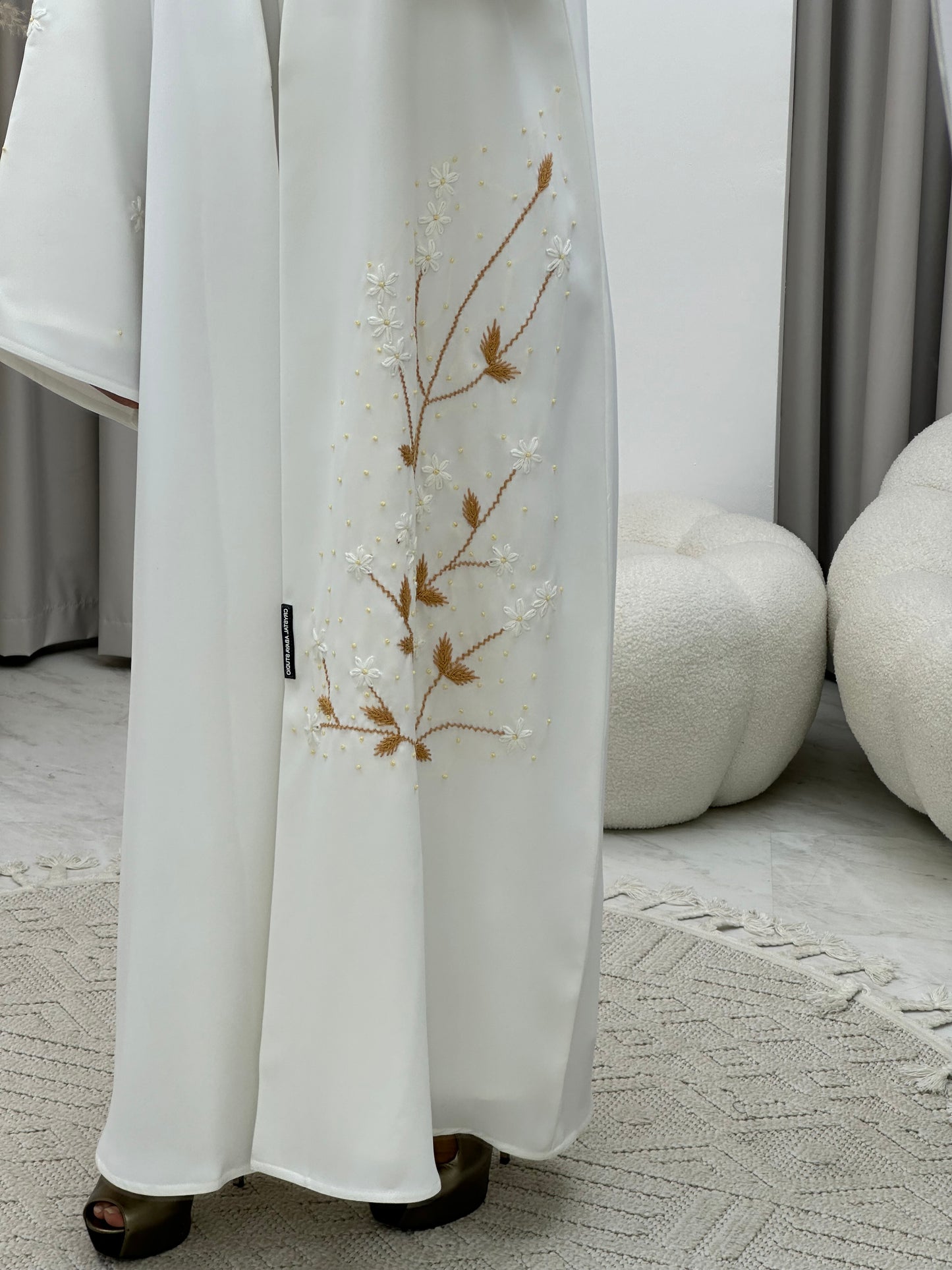 C 0232 White Embroidered Coat Abaya