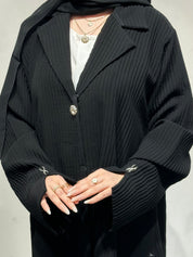 عباءة سوداء من عام 1611