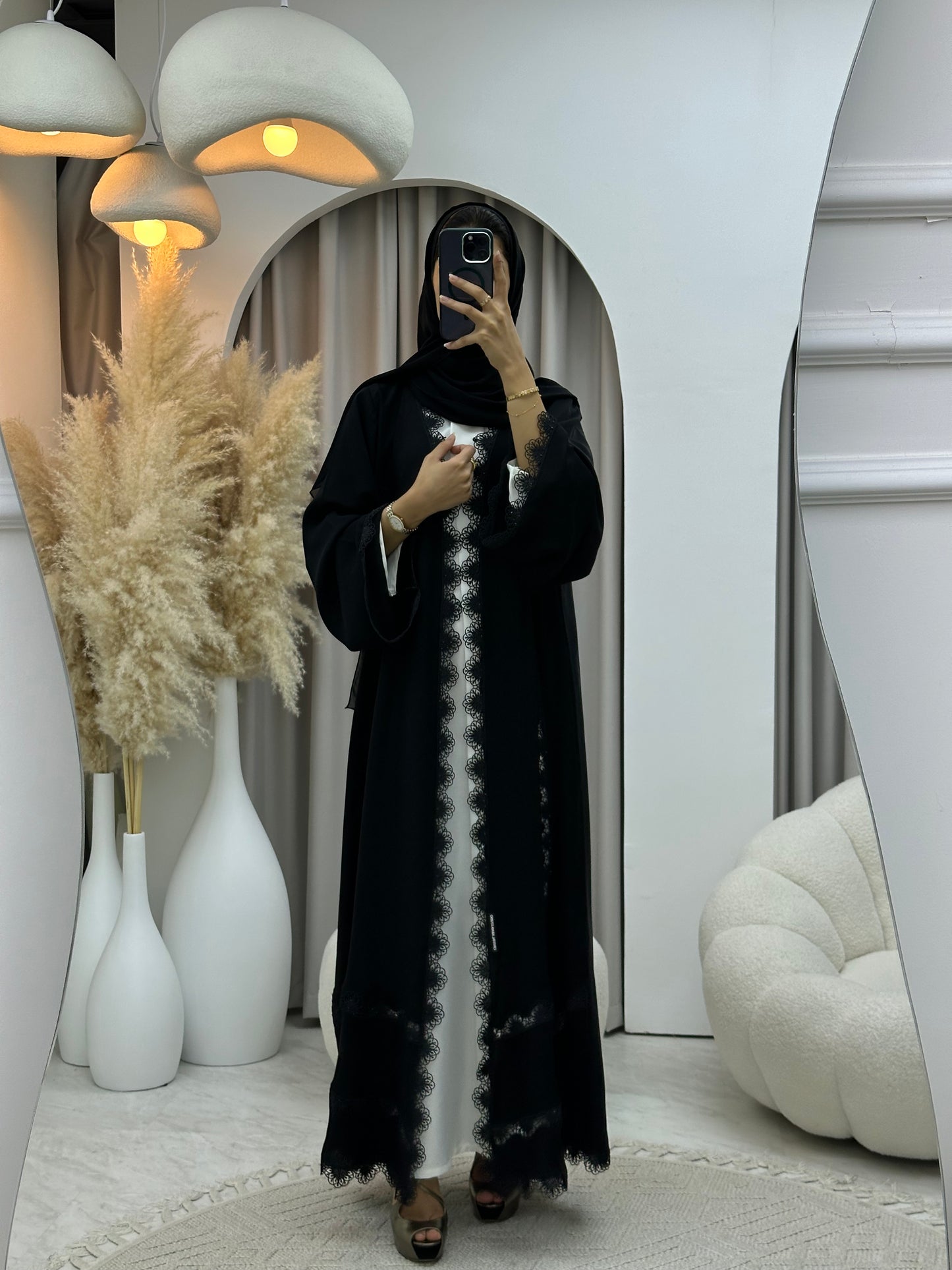 C 0441 Black Classic Lace Abaya