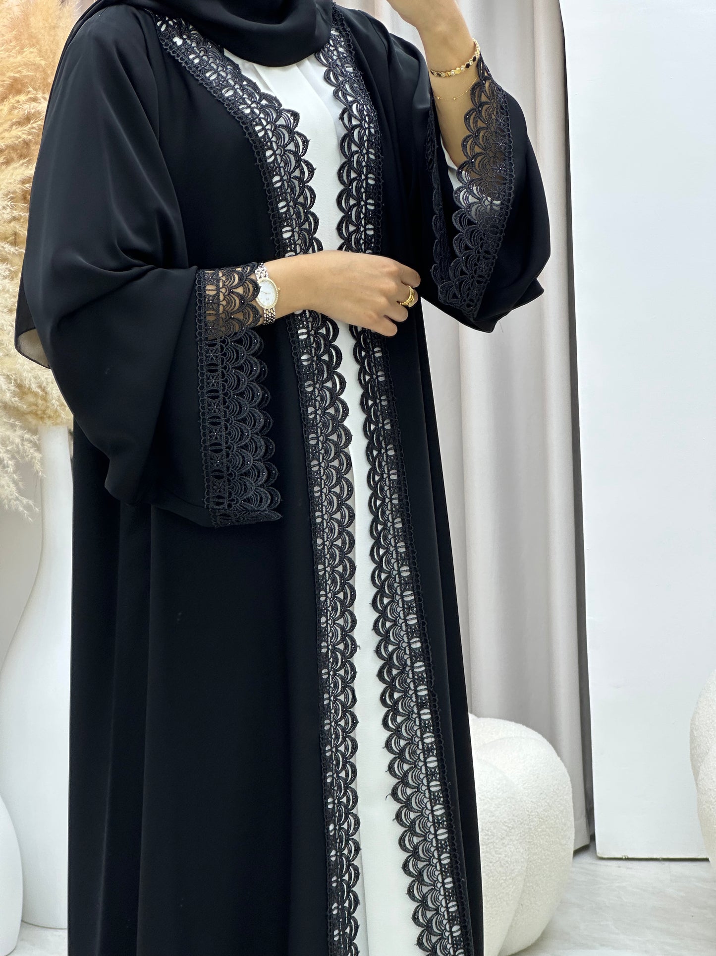 C 0443 Black Classic Lace Abaya