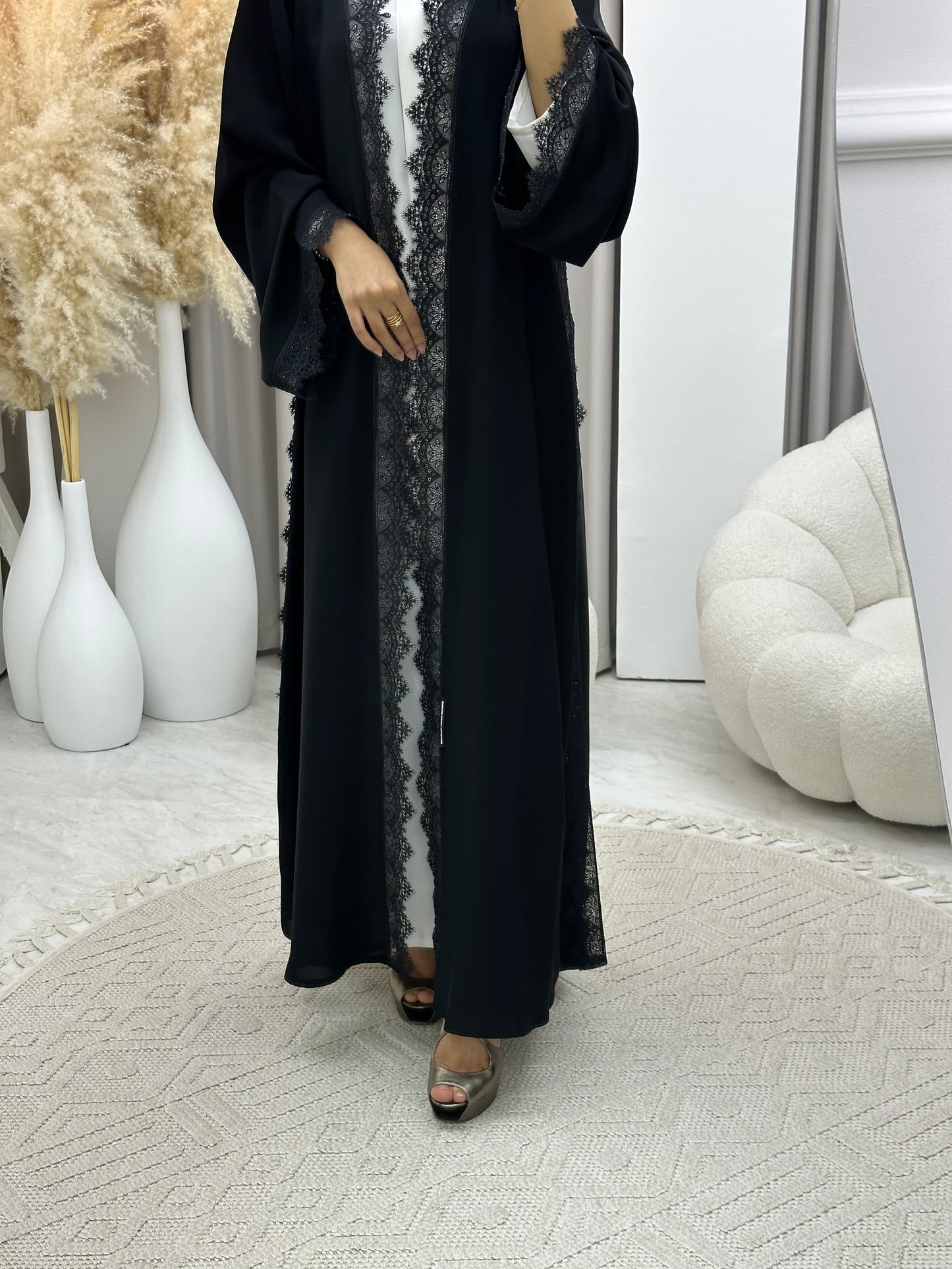 C 0446 Black Classic Lace Abaya