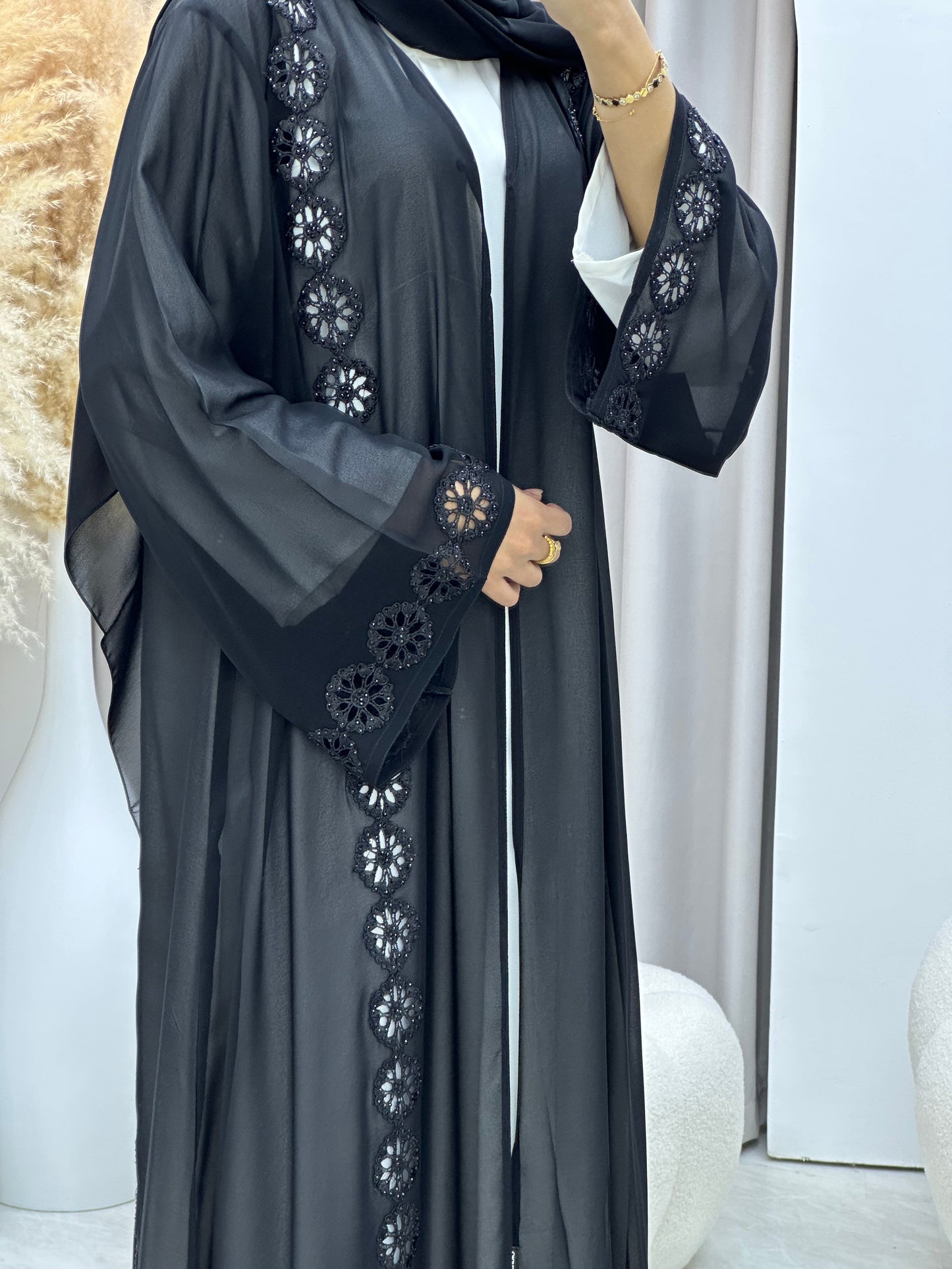 C 0447 Black Classic Lace Abaya