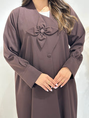 عباية مطبوعة بنقشة زنبق أسود C 1254