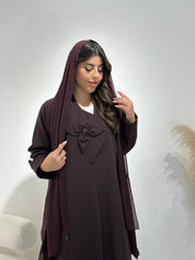 عباية مطبوعة بنقشة زنبق أسود C 1254