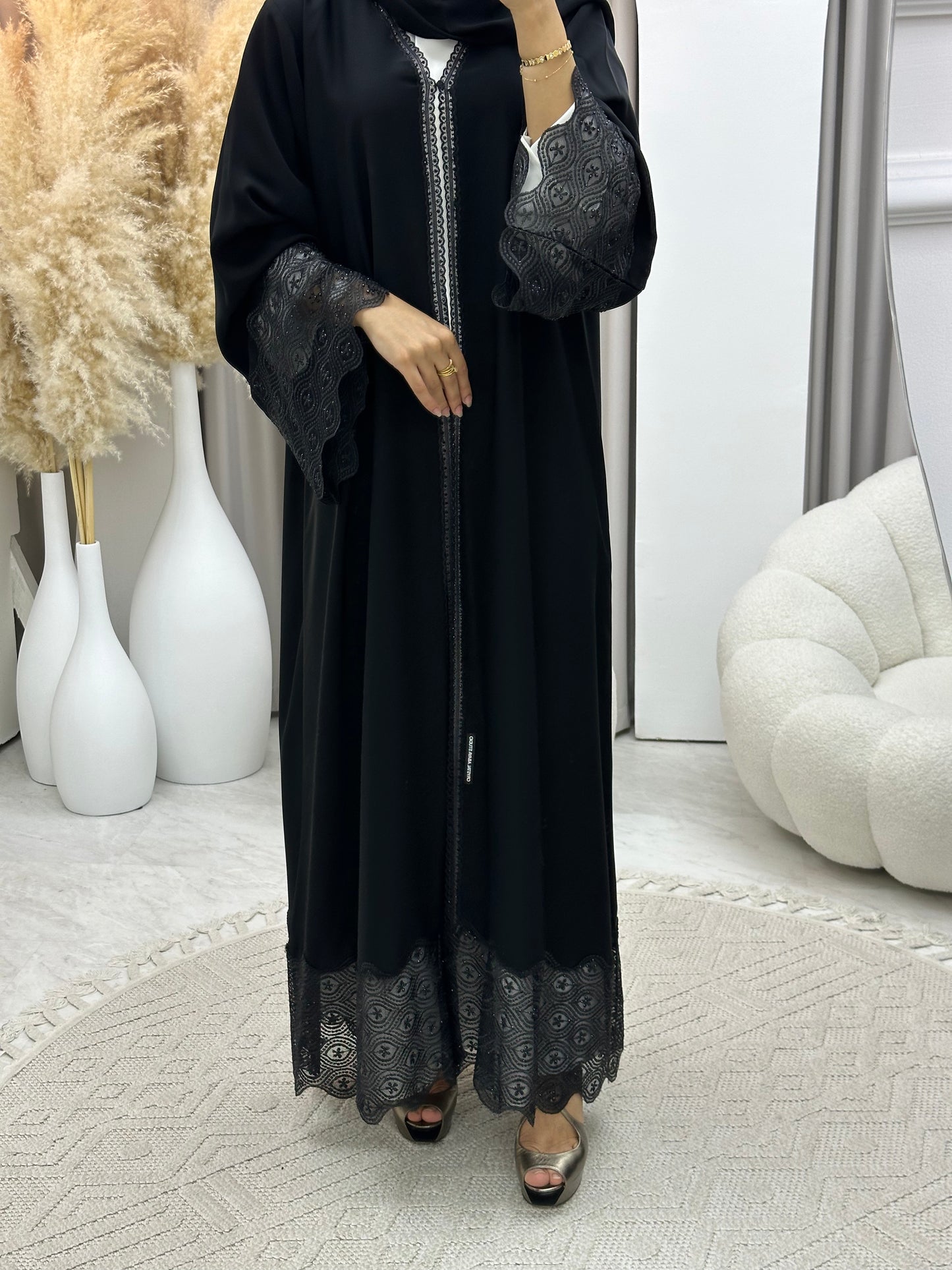 C 0448 Black Classic Lace Abaya