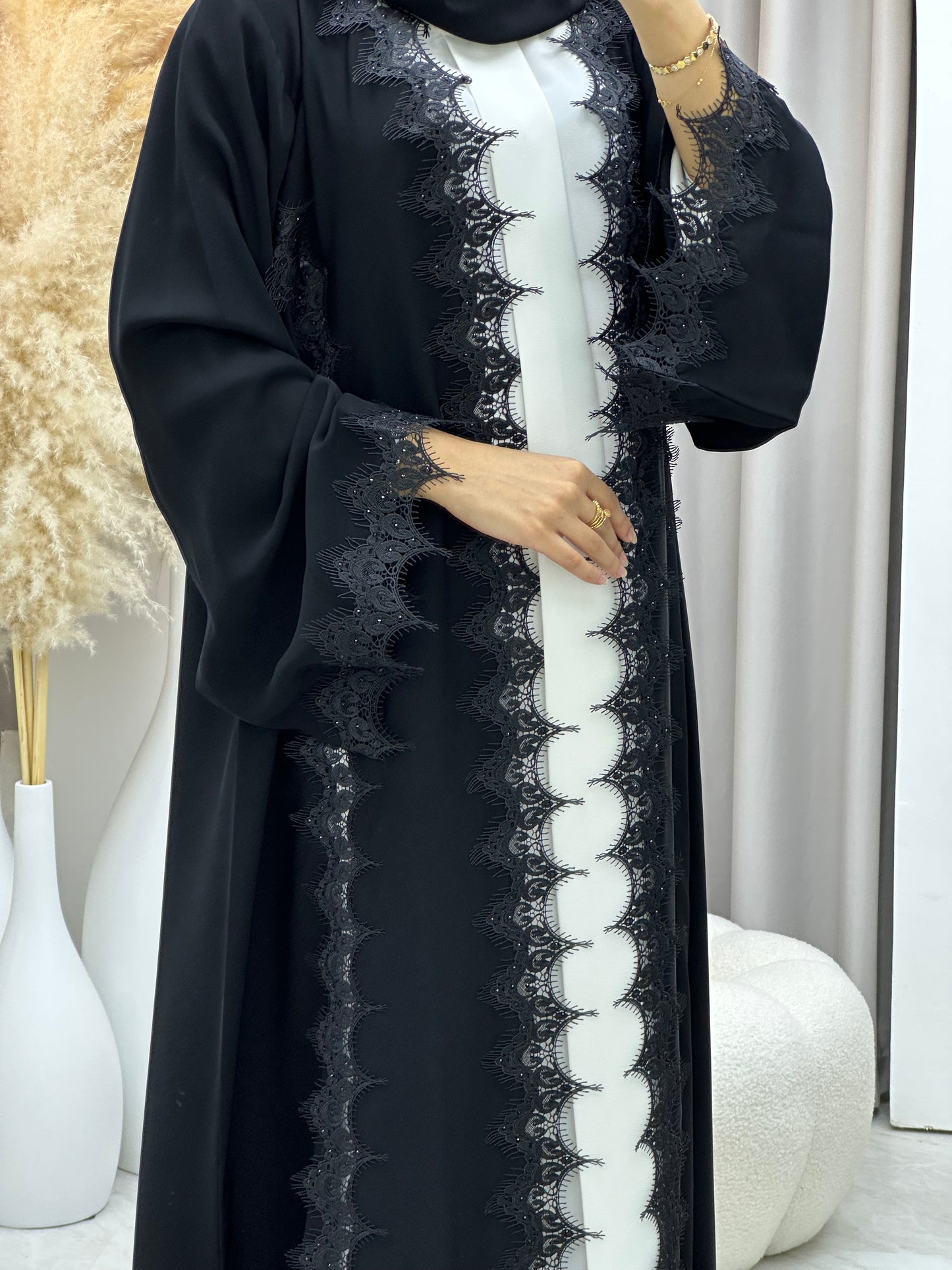 C 0451 Black Classic Lace Abaya