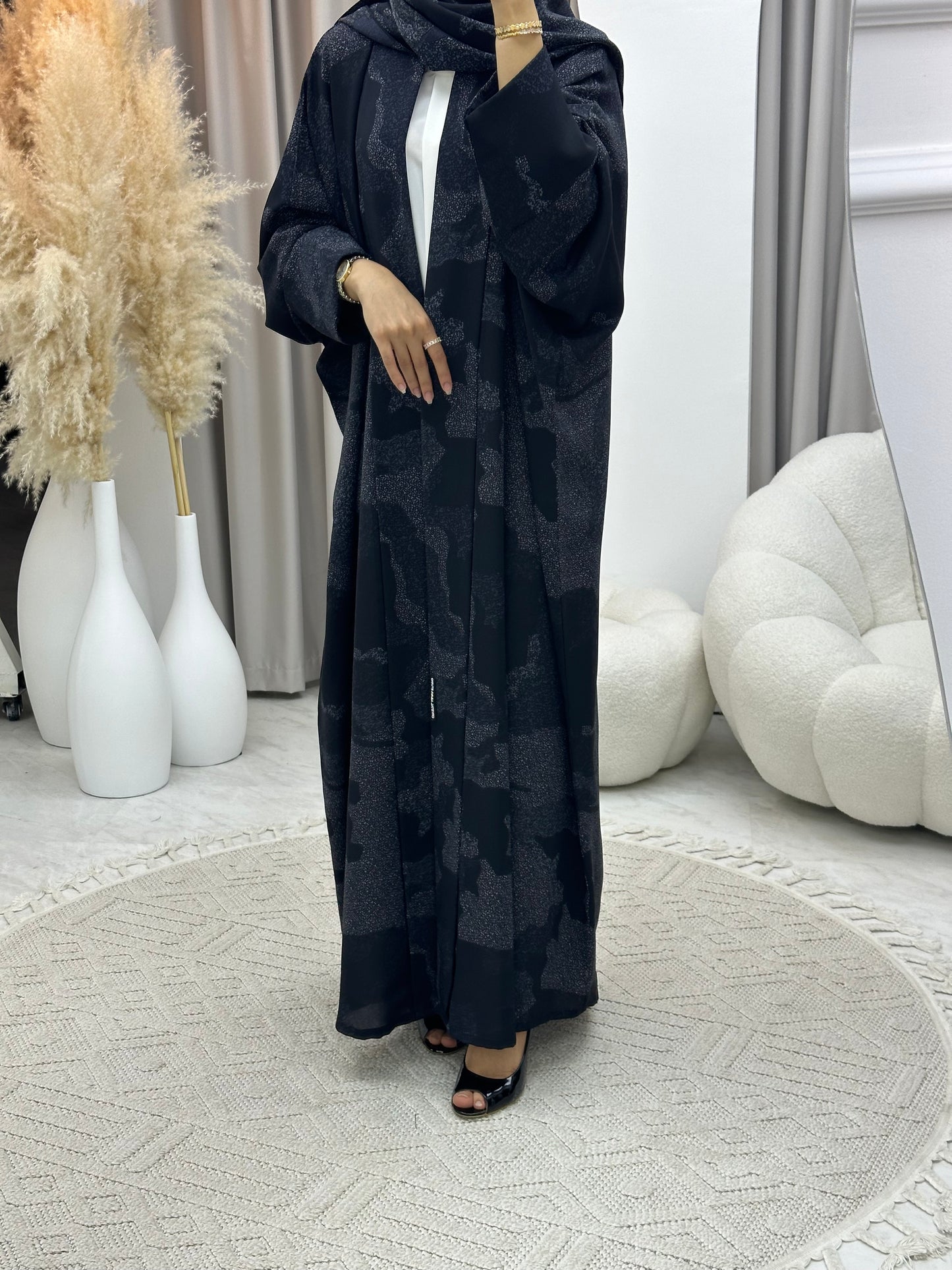 C 0237-01 Army Black Abaya