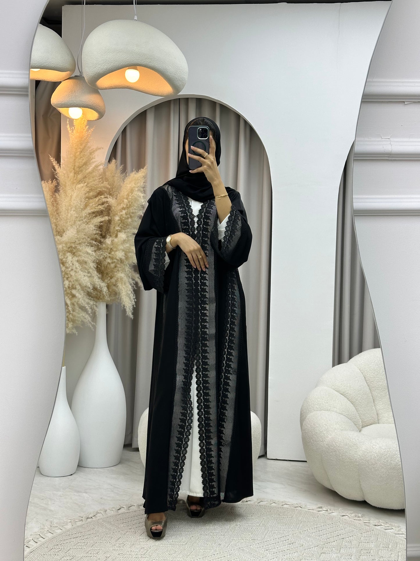 C 0453 Black Classic Lace Abaya