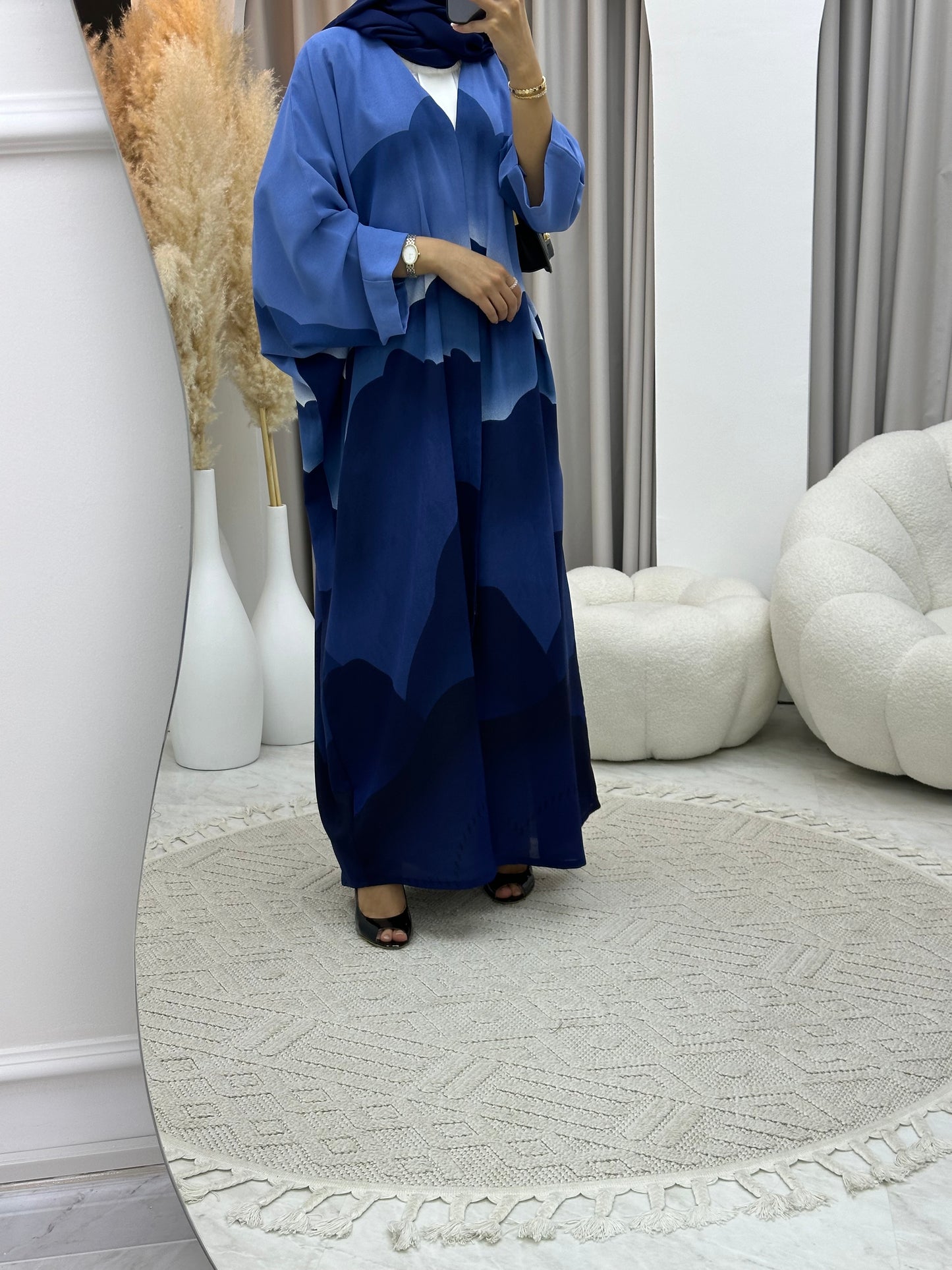 C 0238-01 Wavy Blue Abaya