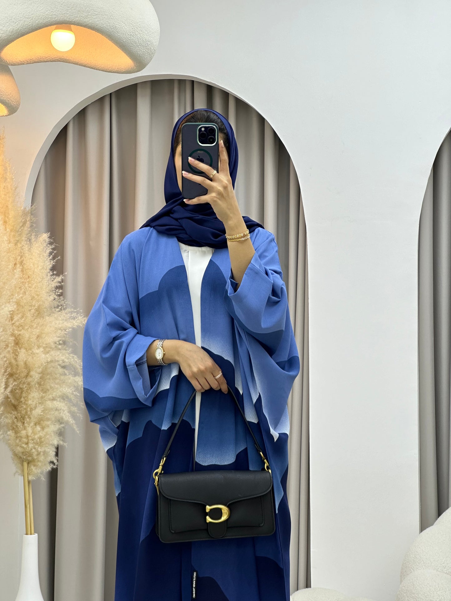 C 0238-01 Wavy Blue Abaya